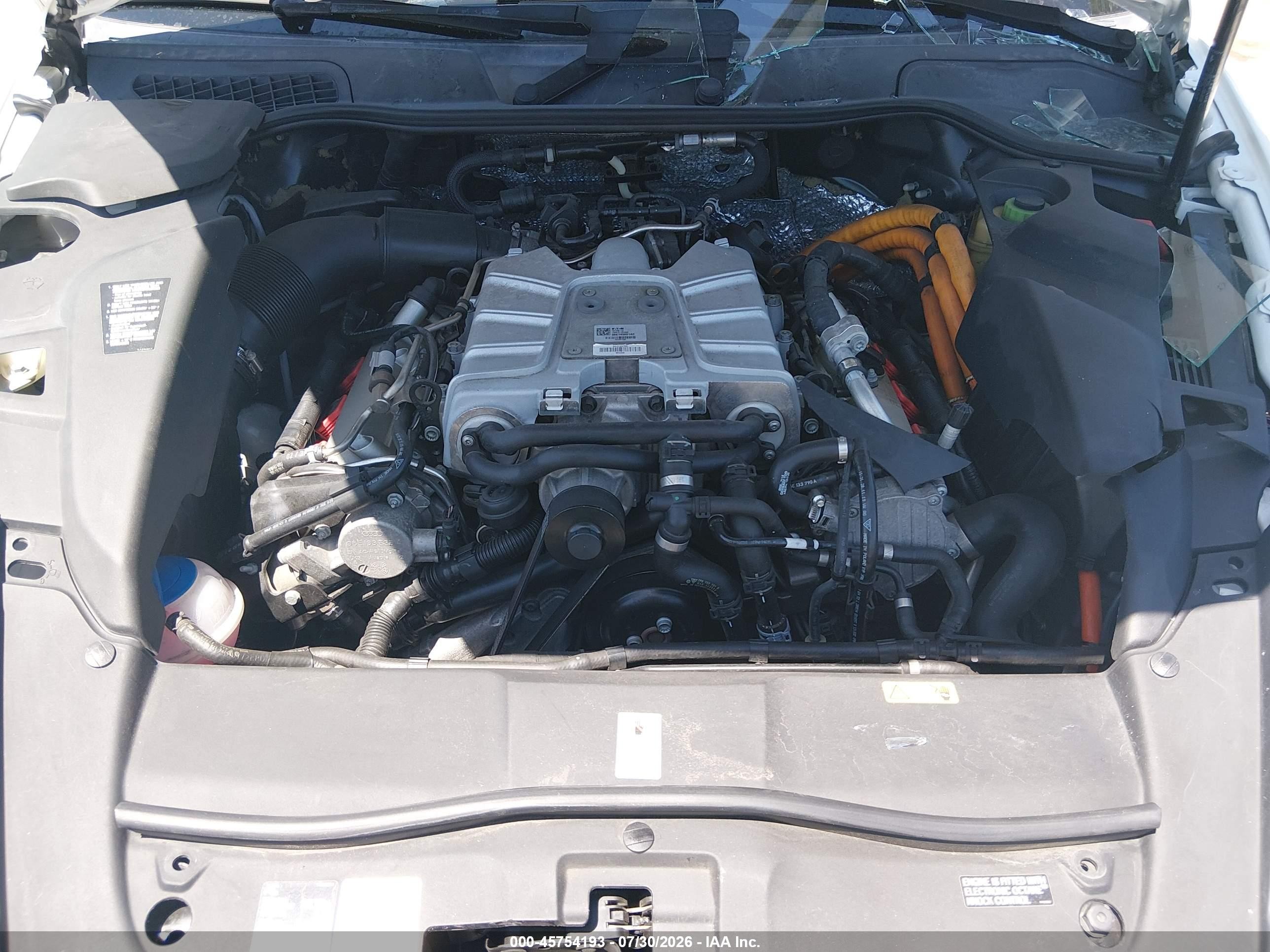 2013 Porsche Cayenne Hybrid S White vin: WP1AE2A21DLA15174