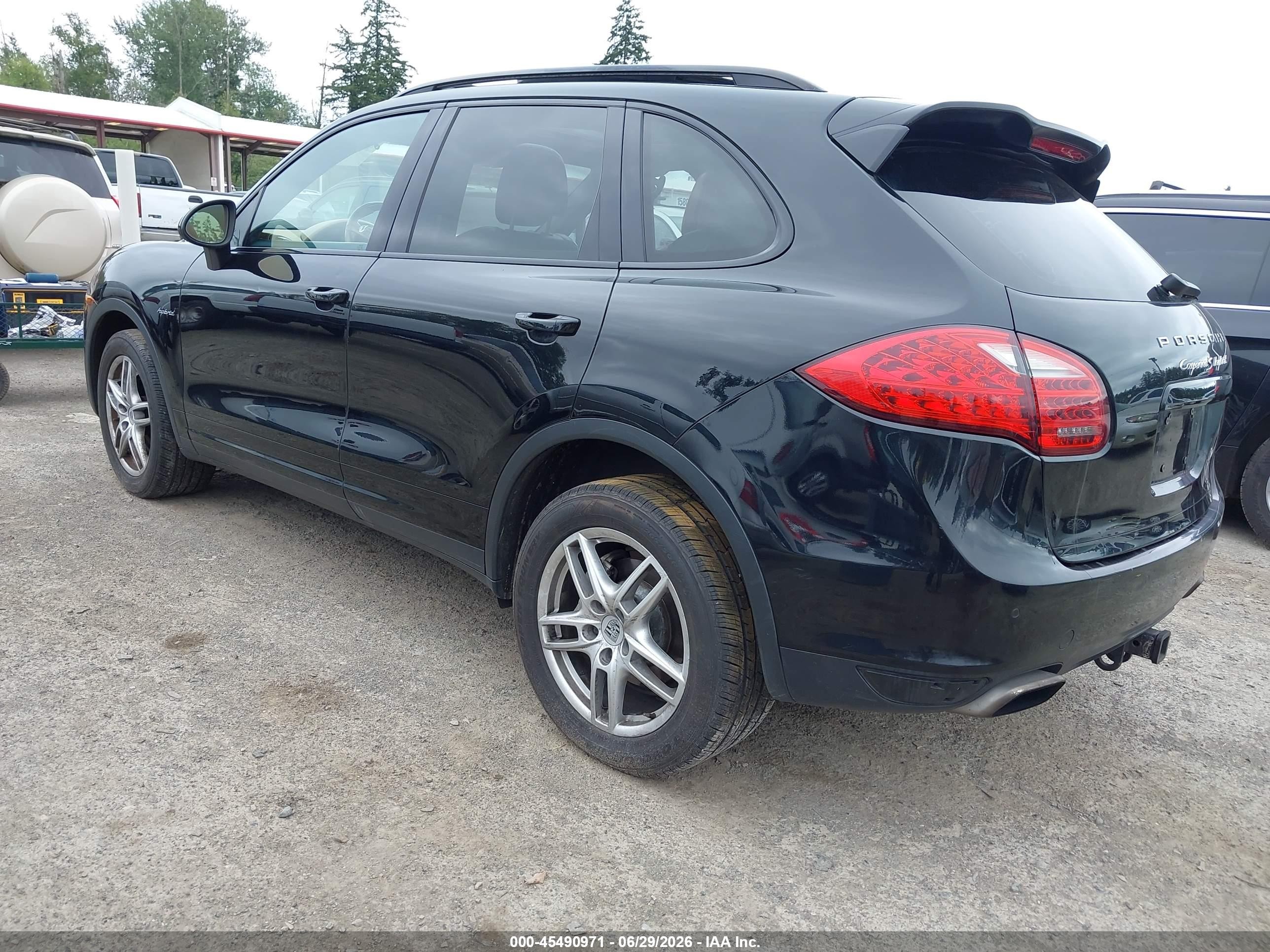 2012 Porsche Cayenne Hybrid S Black vin: WP1AE2A22CLA93865