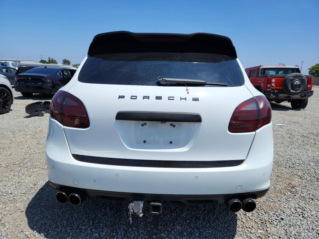 2014 Porsche Cayenne S Hybrid White vin: WP1AE2A23ELA51210