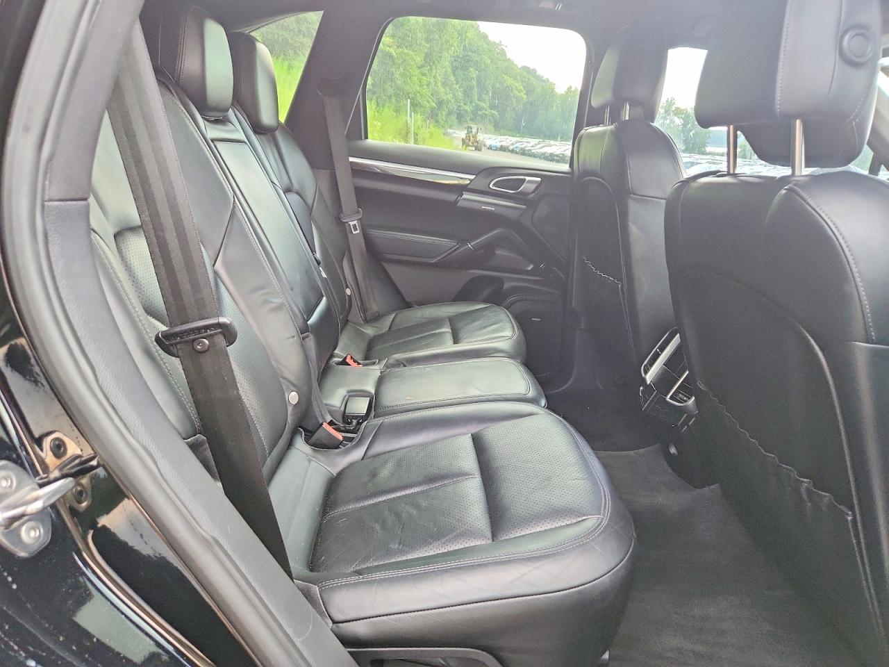 2012 Porsche Cayenne S Hybrid Black vin: WP1AE2A26CLA93688