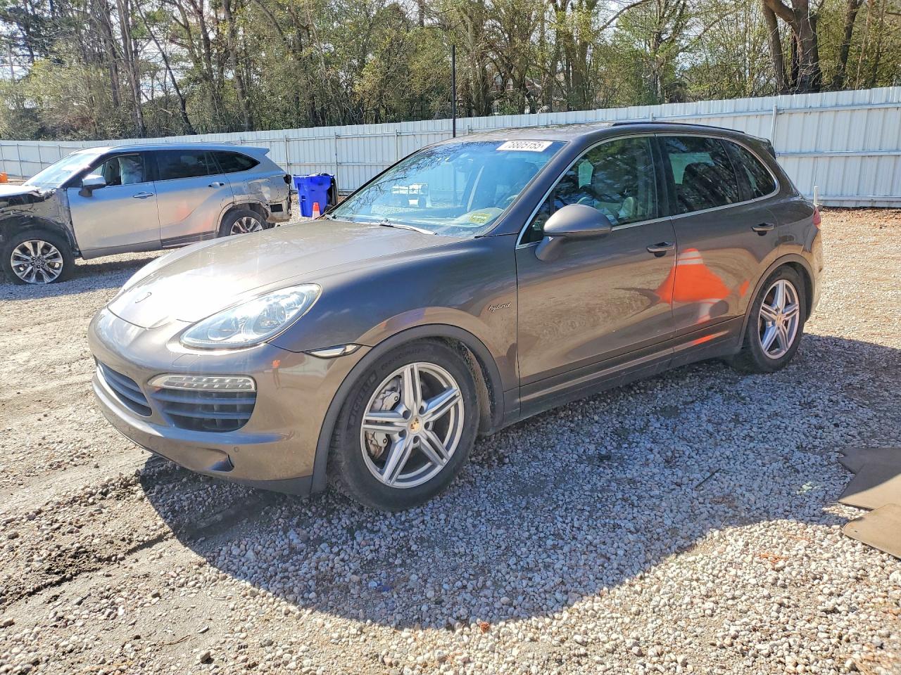 WP1AE2A27CLA91108