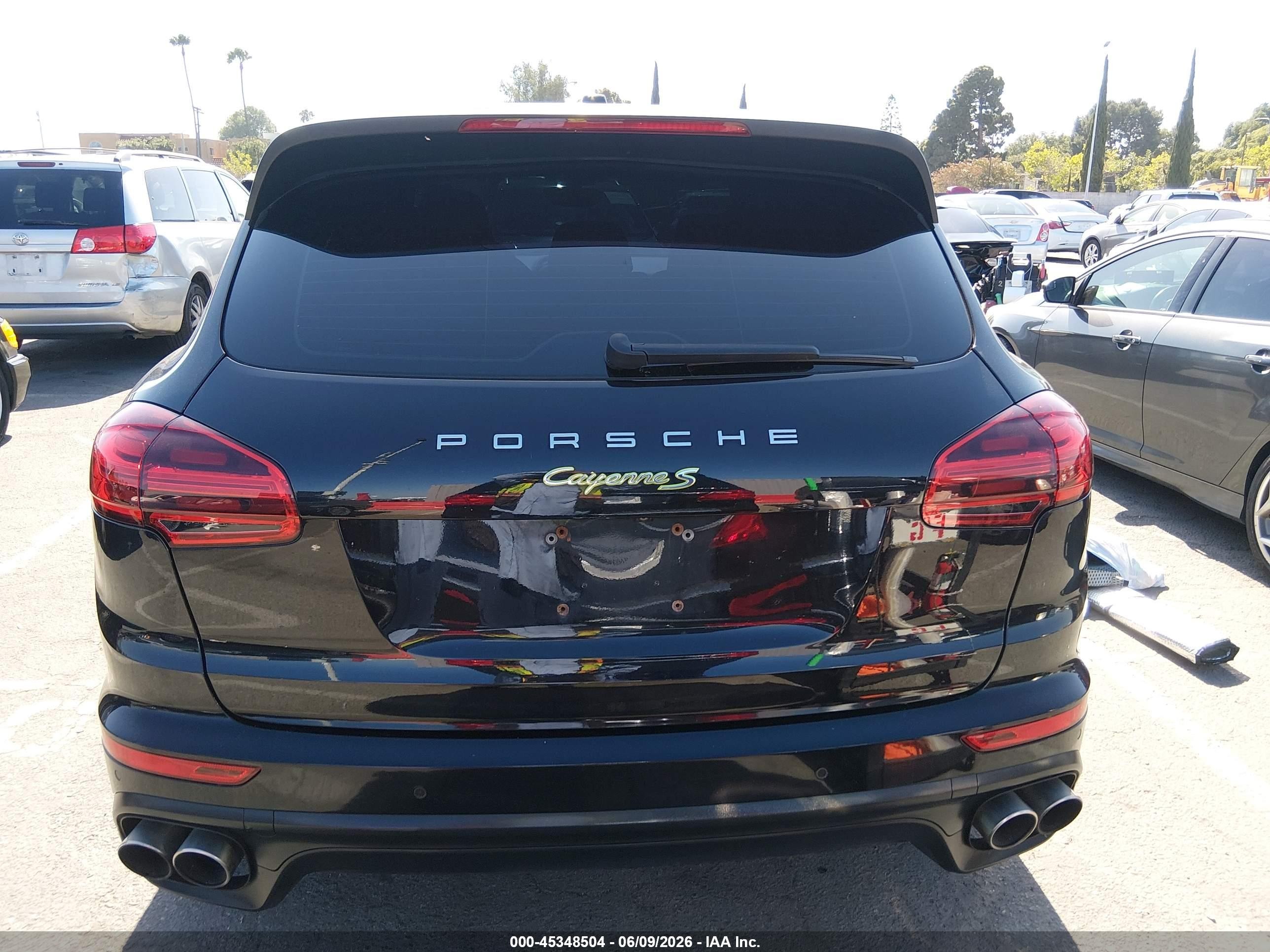 2015 Porsche Cayenne E-hybrid S Black vin: WP1AE2A27FLA54063