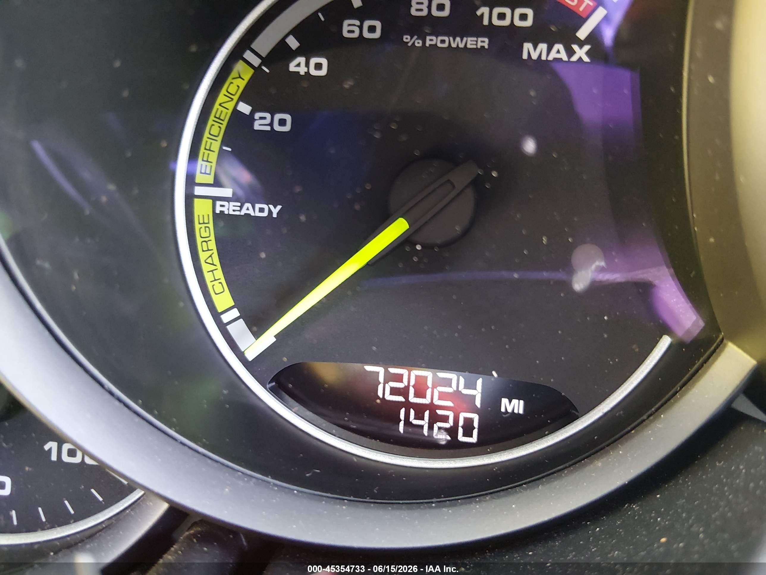 2015 Porsche Cayenne E-hybrid S Серый vin: WP1AE2A29FLA52010
