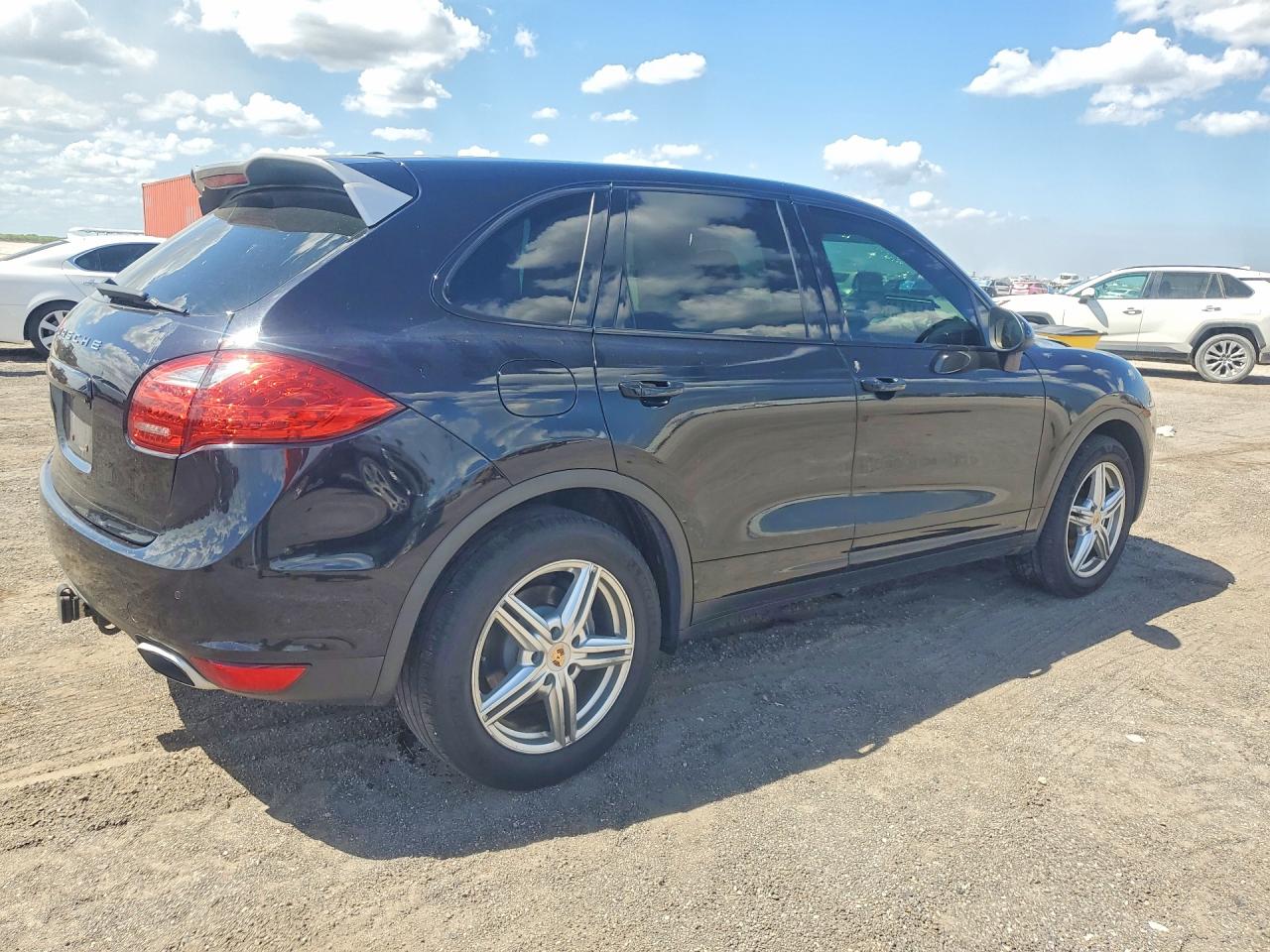 2014 Porsche Cayenne Black vin: WP1AF2A20ELA46141