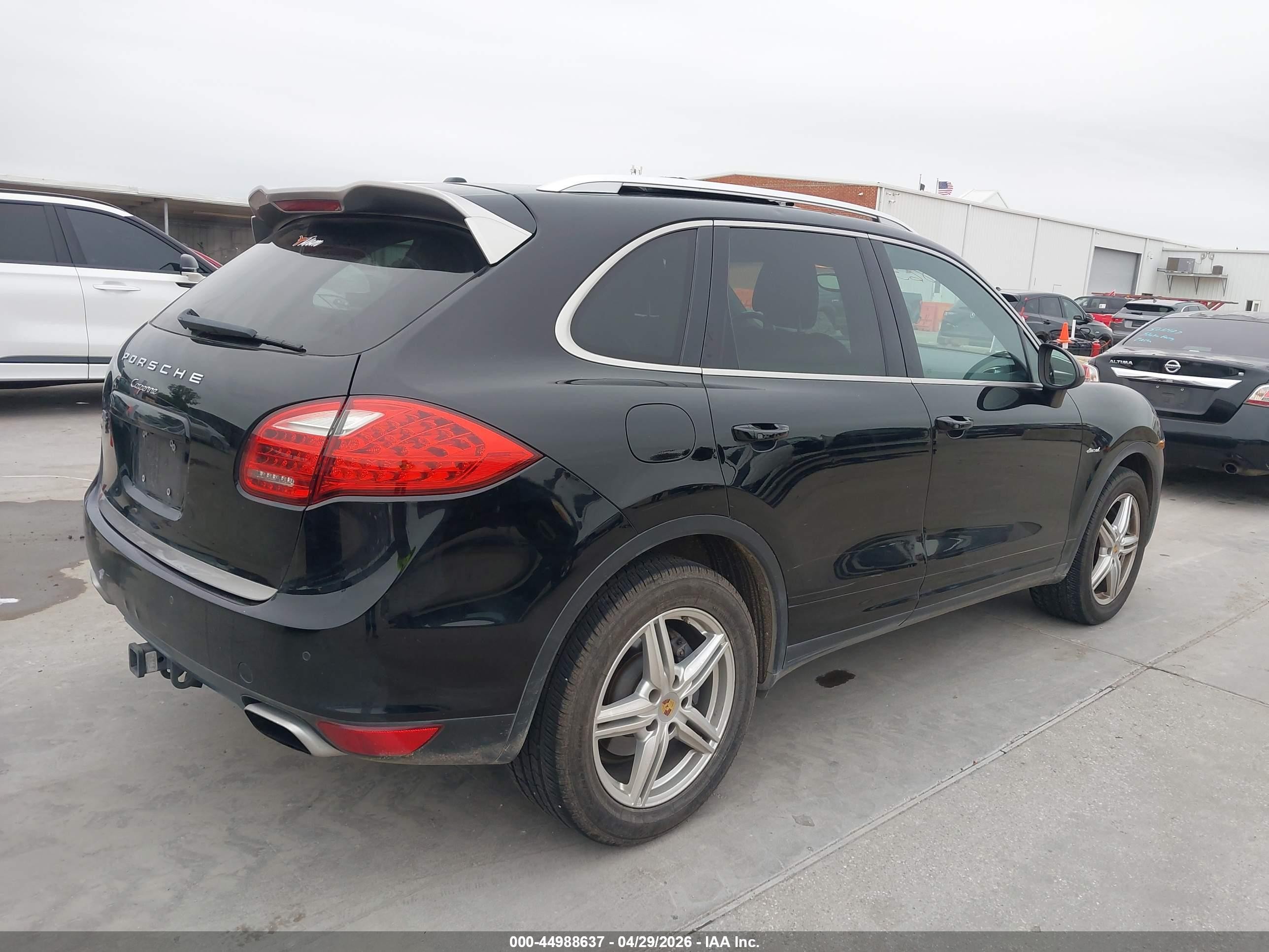 2014 Porsche Cayenne Diesel Platinum Edition Black vin: WP1AF2A21ELA45709