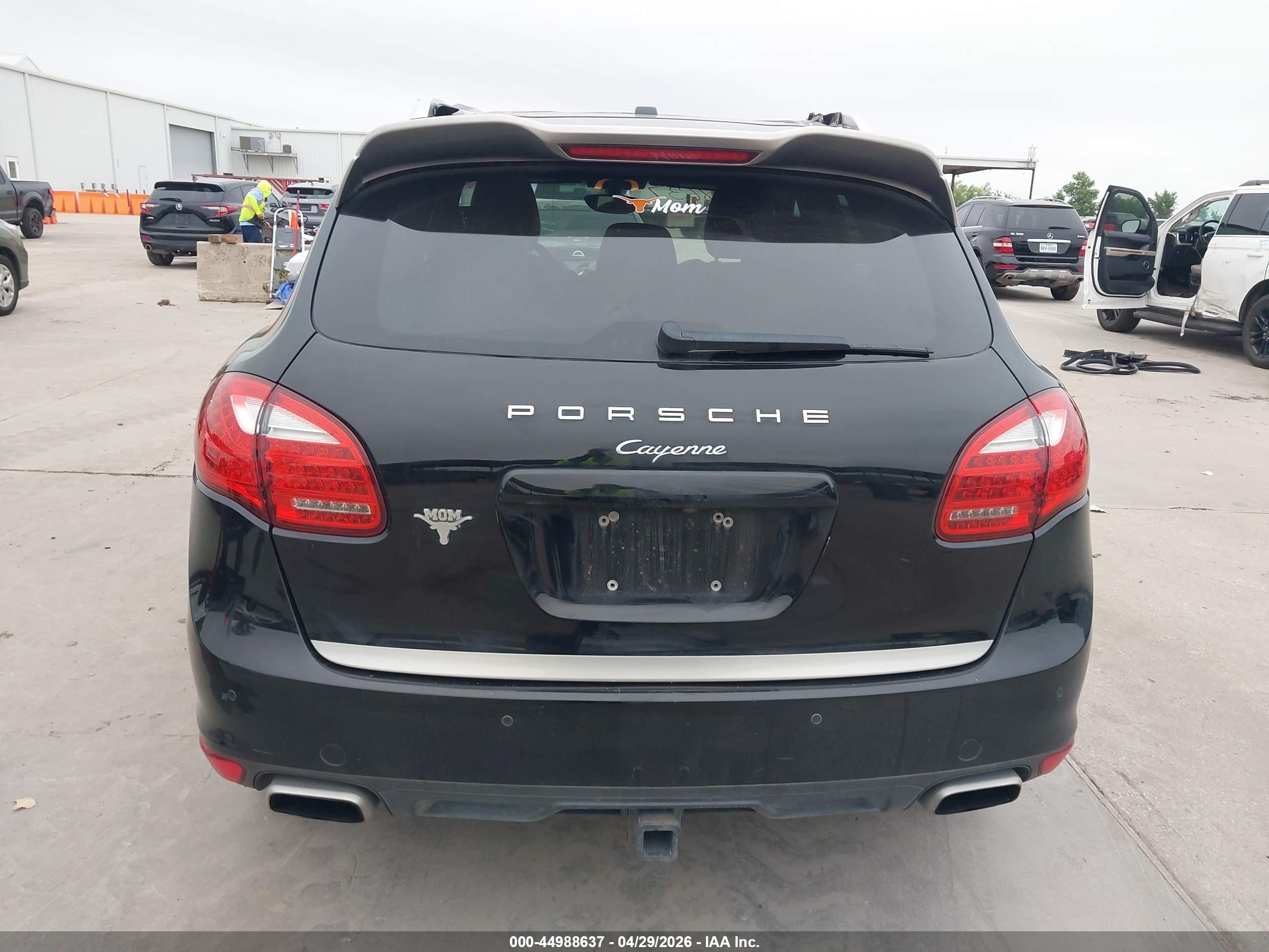 2014 Porsche Cayenne Diesel Platinum Edition Black vin: WP1AF2A21ELA45709