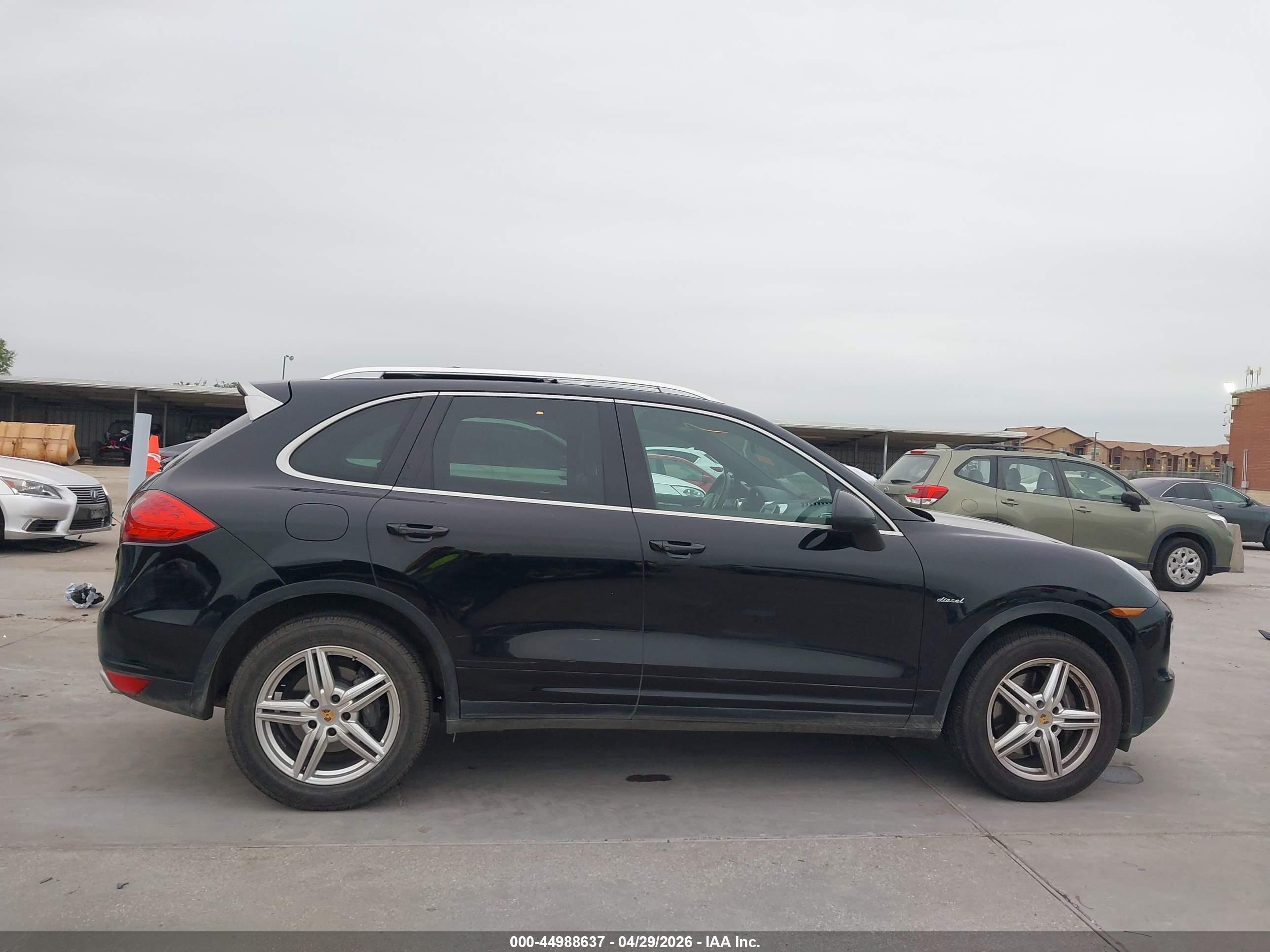 2014 Porsche Cayenne Diesel Platinum Edition Black vin: WP1AF2A21ELA45709