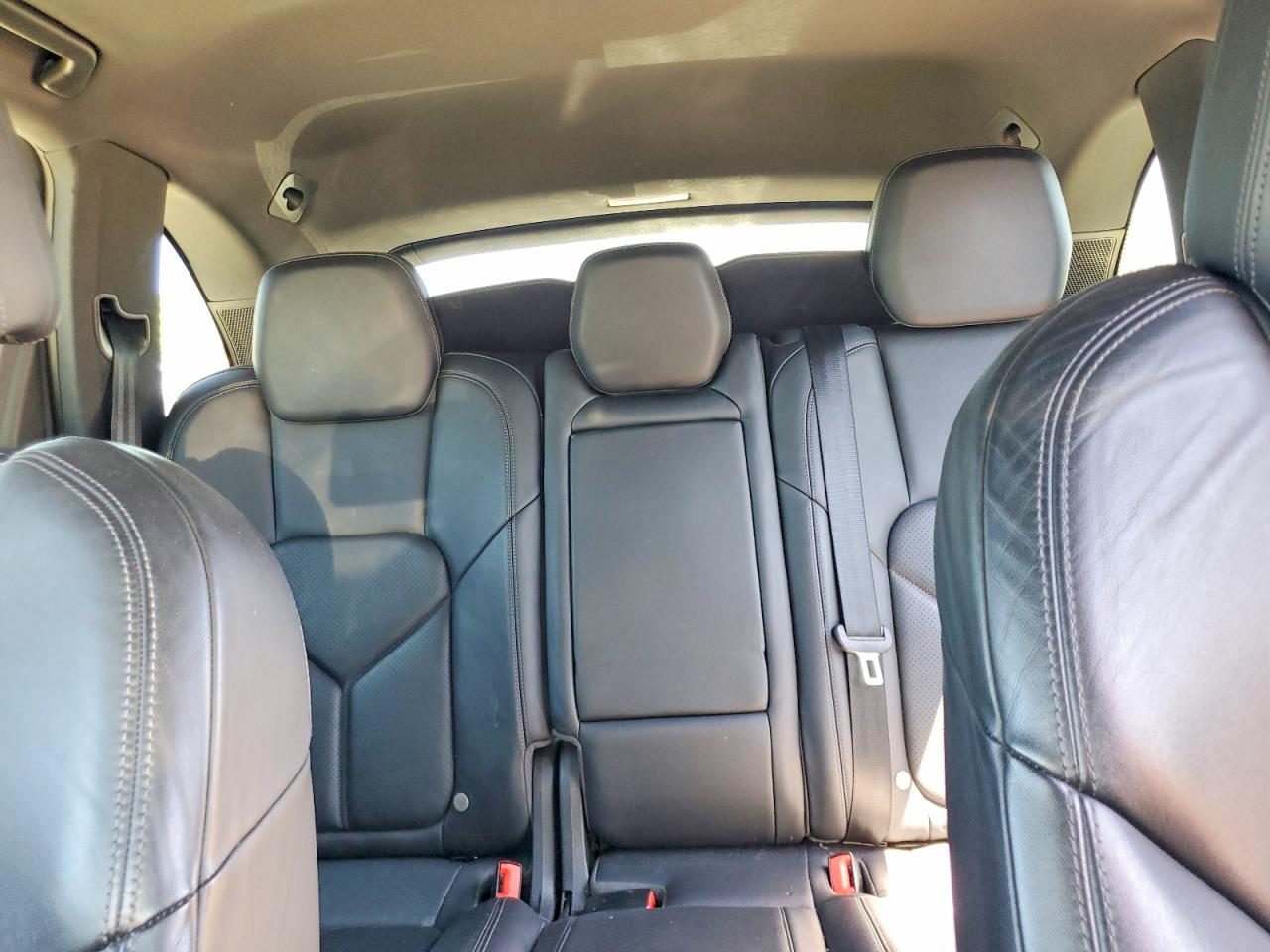 2014 Porsche Cayenne Black vin: WP1AF2A22ELA39515