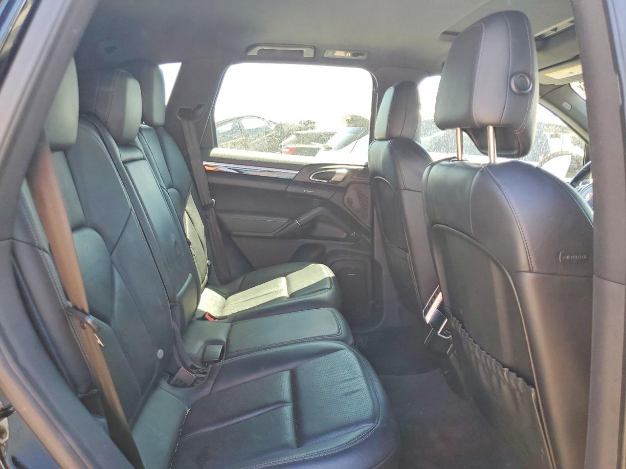 2014 Porsche Cayenne Black vin: WP1AF2A22ELA39515