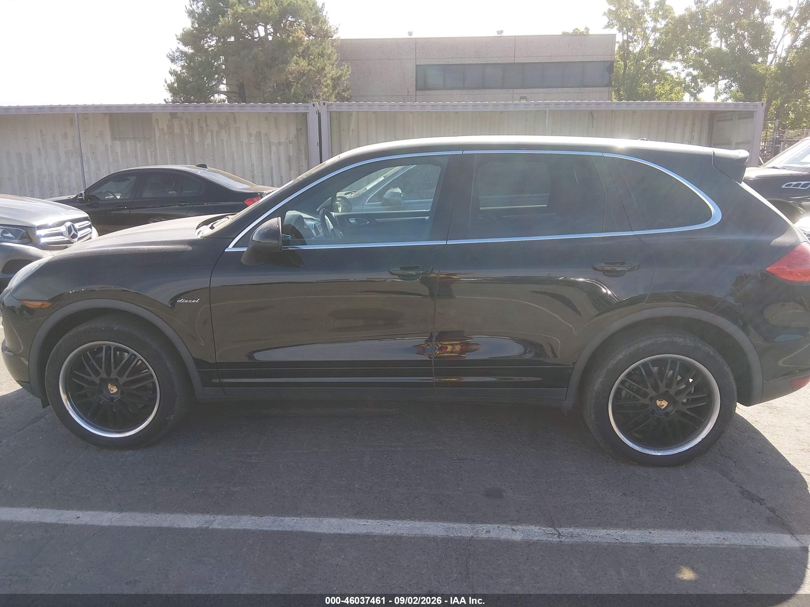 2014 Porsche Cayenne Diesel Черный vin: WP1AF2A22ELA39515
