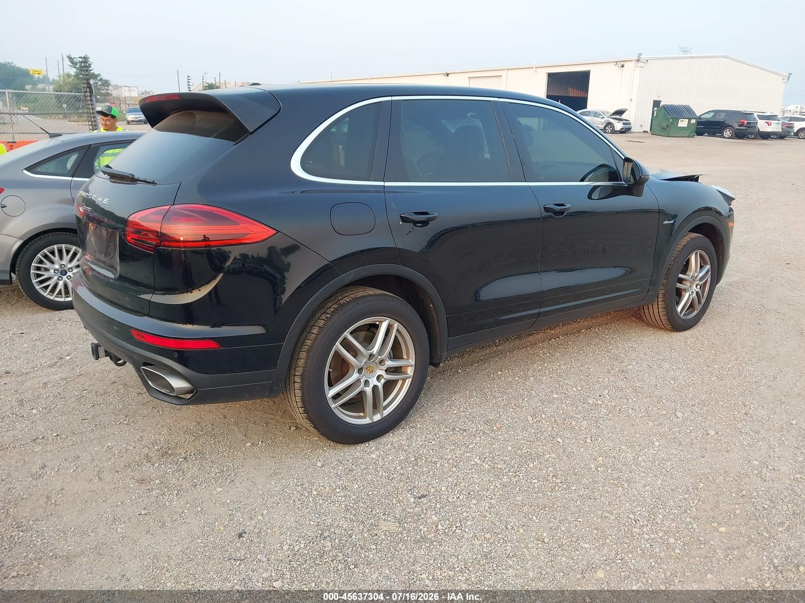 2015 Porsche Cayenne Diesel Черный vin: WP1AF2A24FLA40926