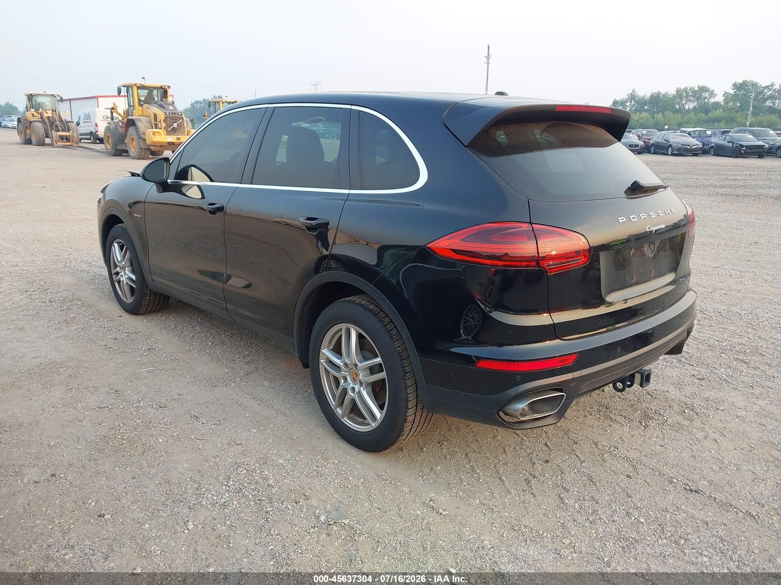 2015 Porsche Cayenne Diesel Черный vin: WP1AF2A24FLA40926