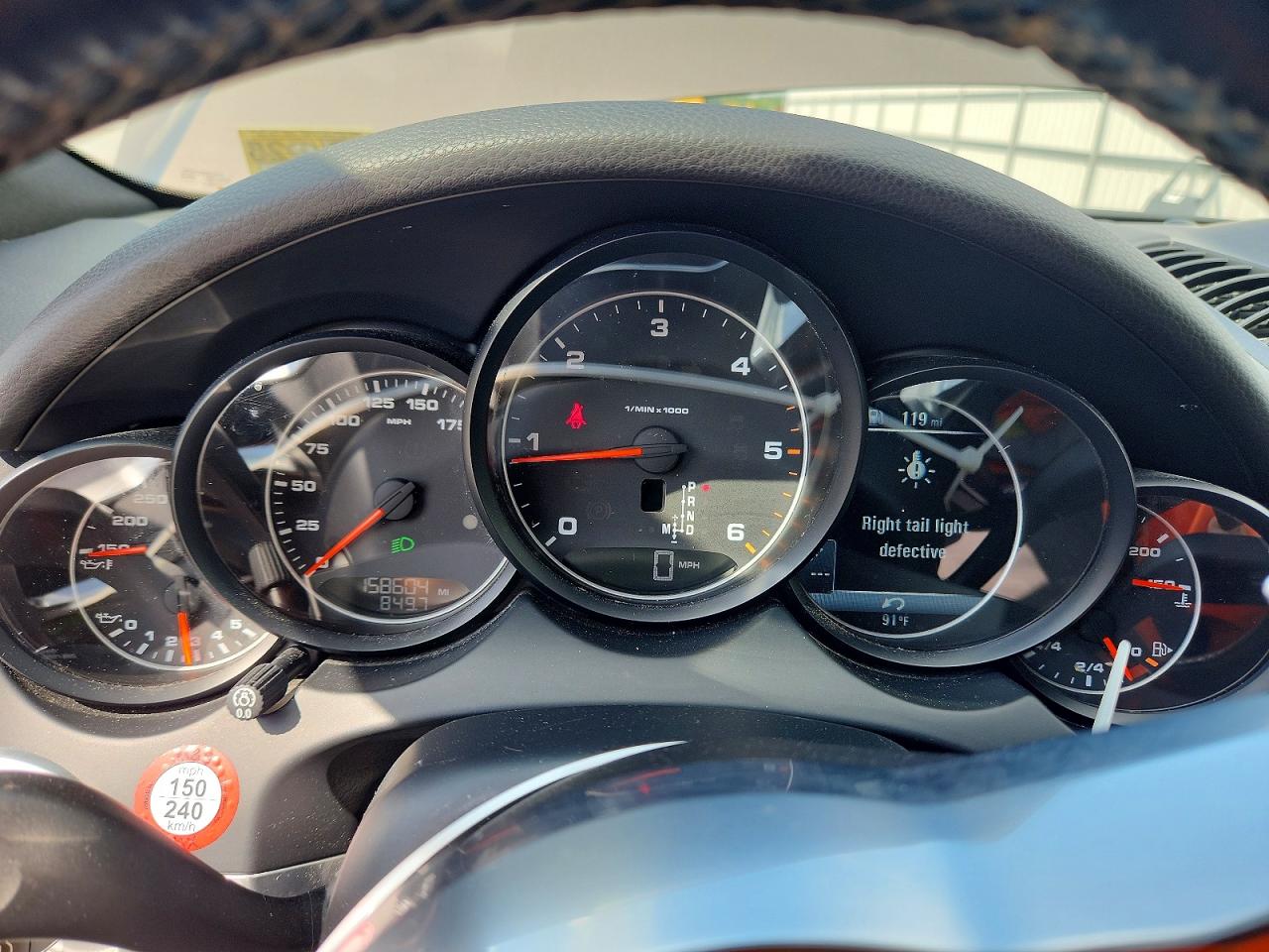 2015 Porsche Cayenne Серебряный vin: WP1AF2A25FLA31488