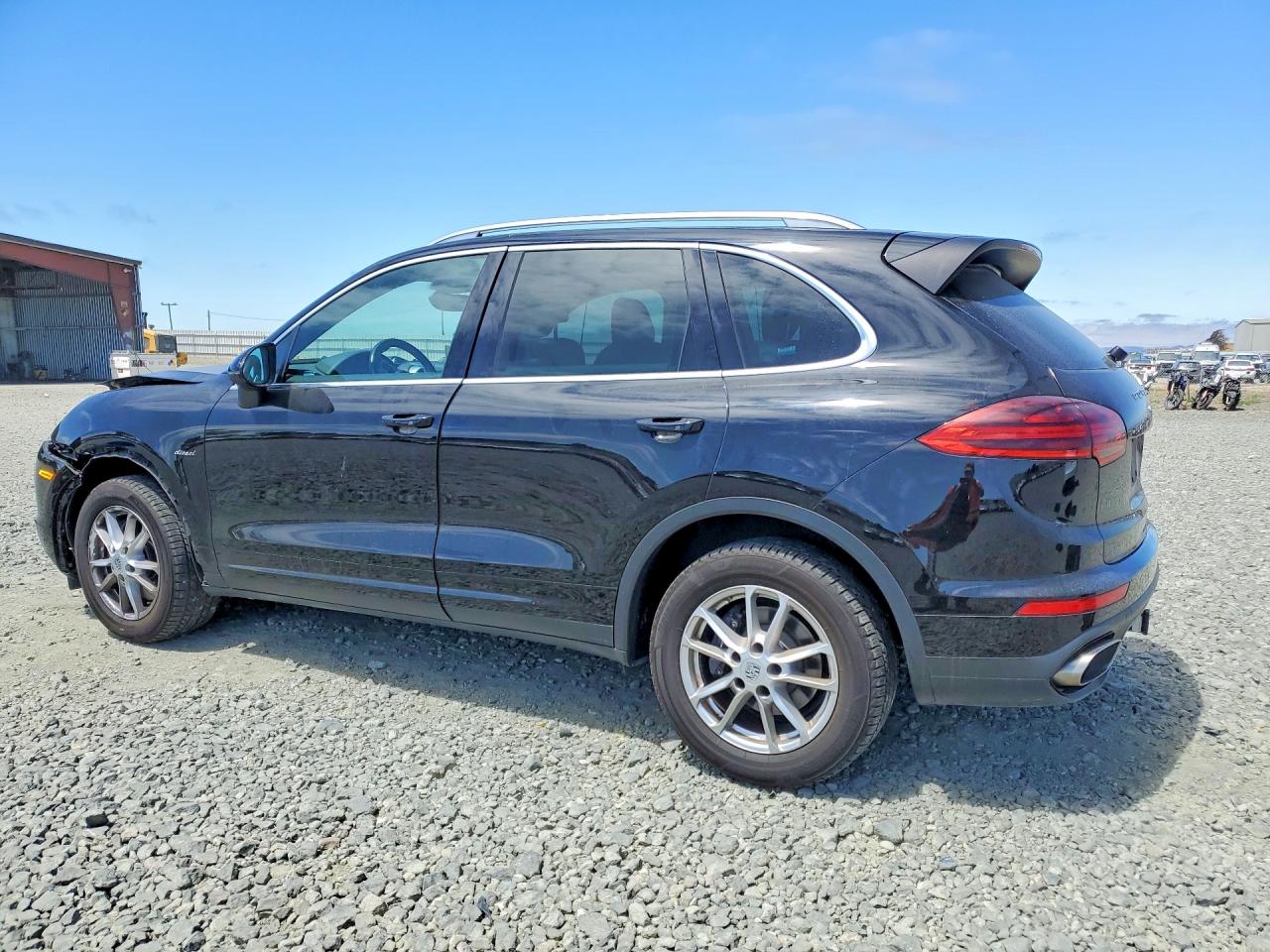2015 Porsche Cayenne Black vin: WP1AF2A25FLA39459