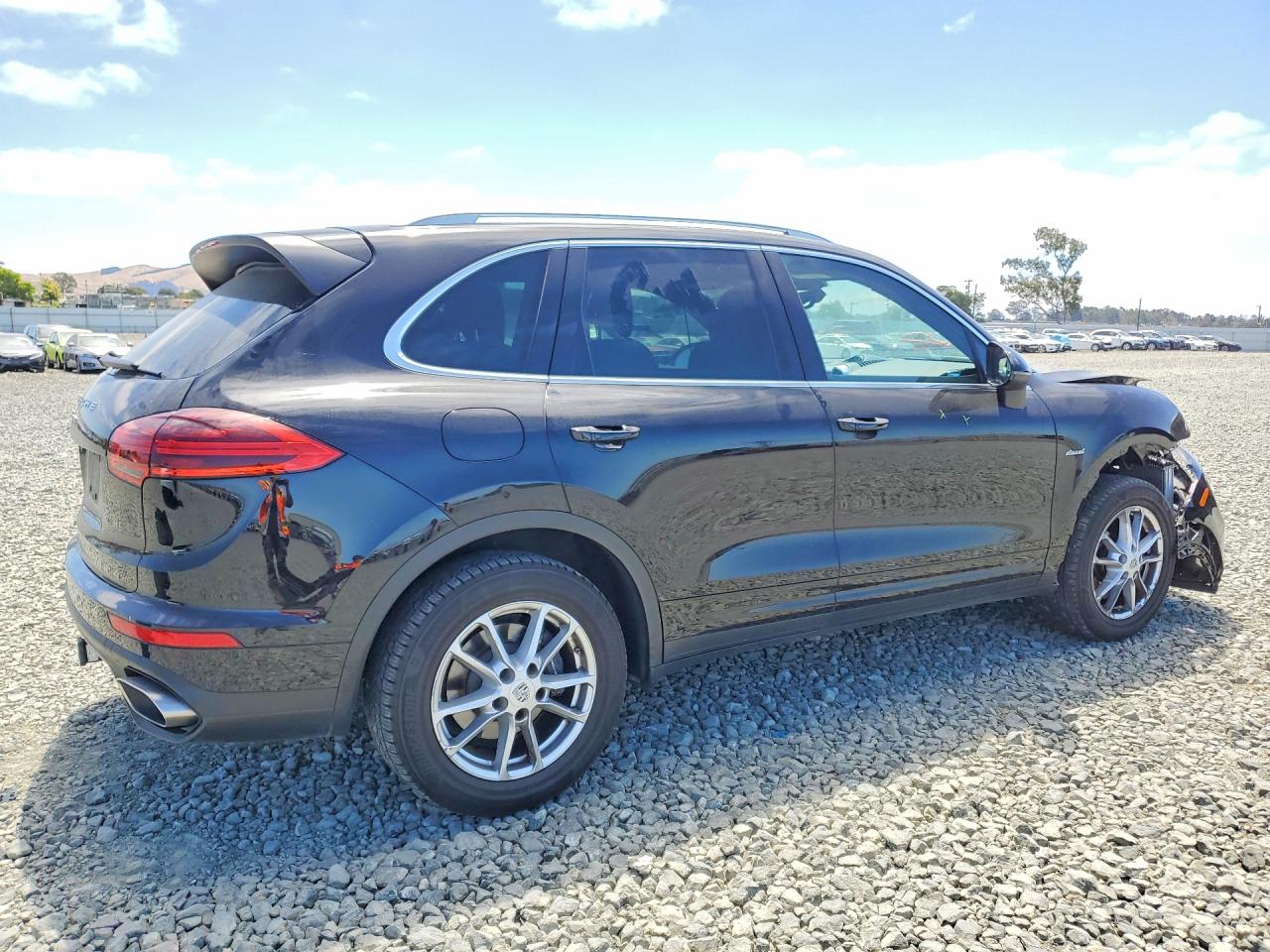 2015 Porsche Cayenne Black vin: WP1AF2A25FLA39459
