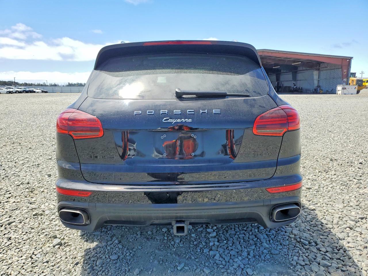2015 Porsche Cayenne Black vin: WP1AF2A25FLA39459