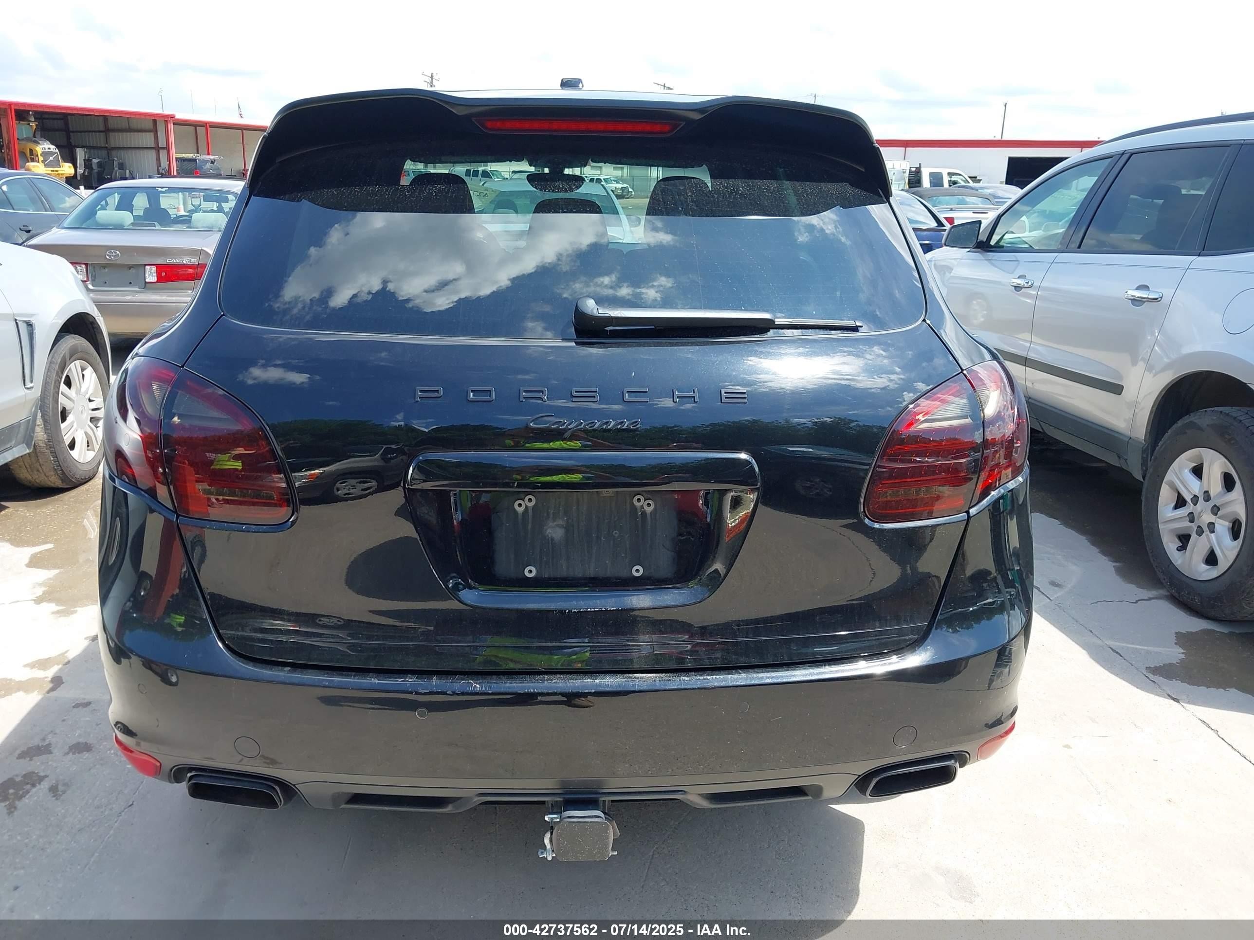 2013 Porsche Cayenne Diesel Black vin: WP1AF2A26DLA37233