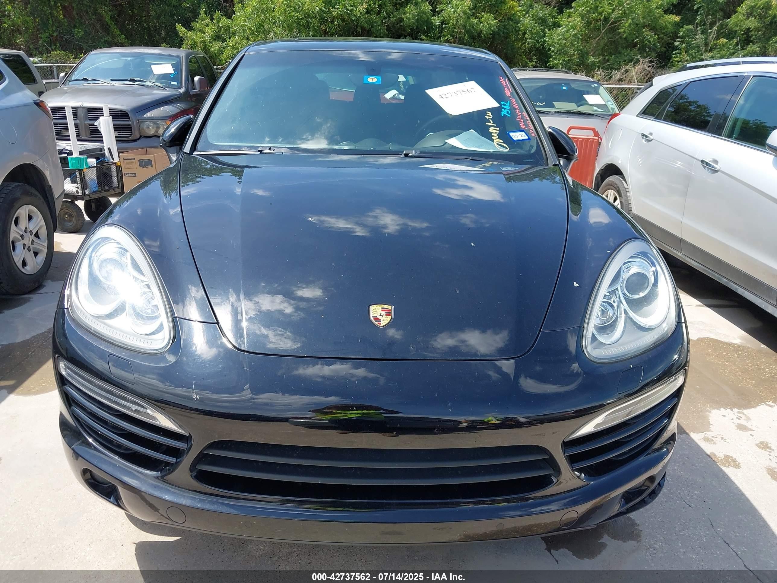 2013 Porsche Cayenne Diesel Black vin: WP1AF2A26DLA37233