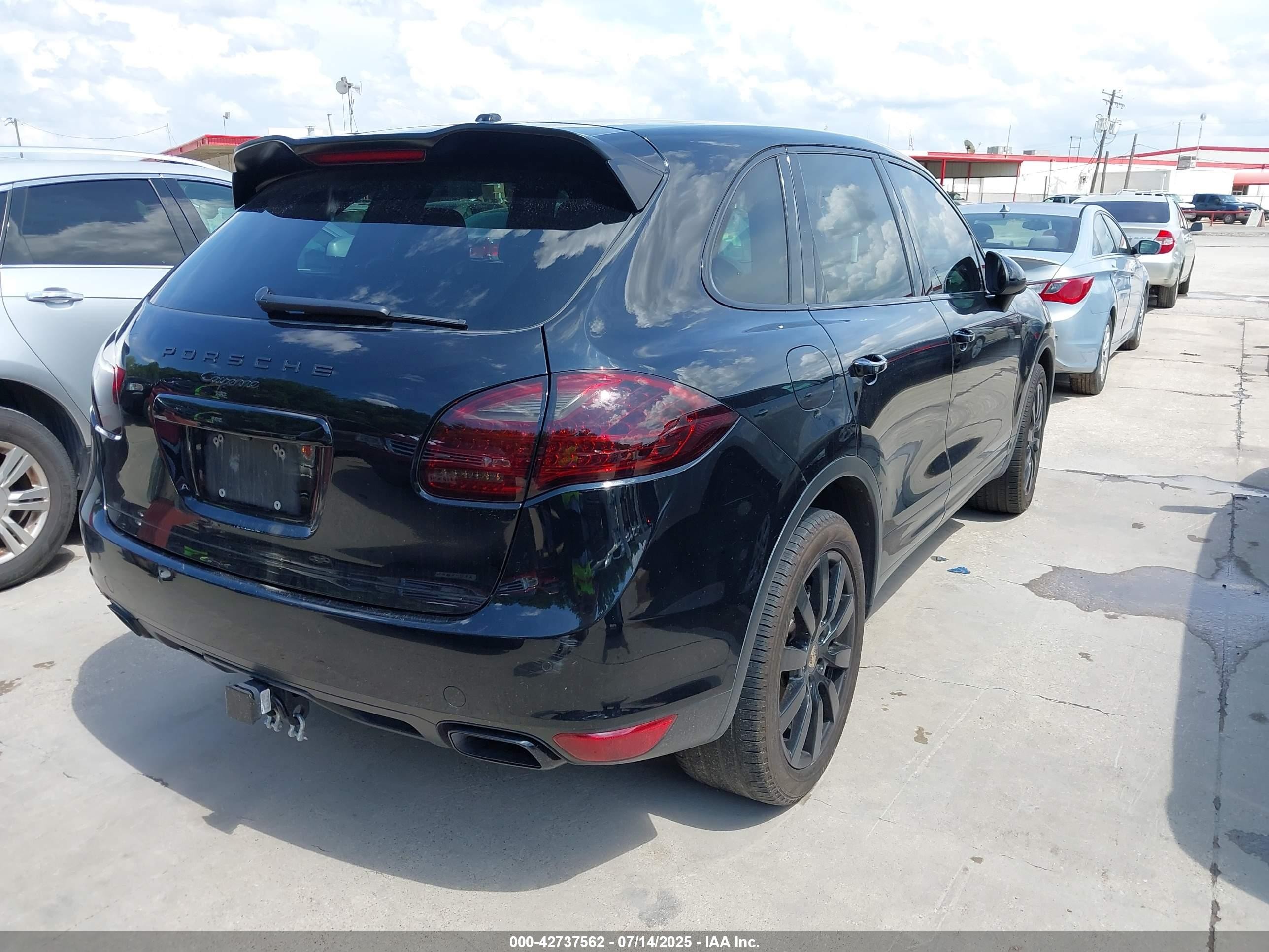 2013 Porsche Cayenne Diesel Black vin: WP1AF2A26DLA37233