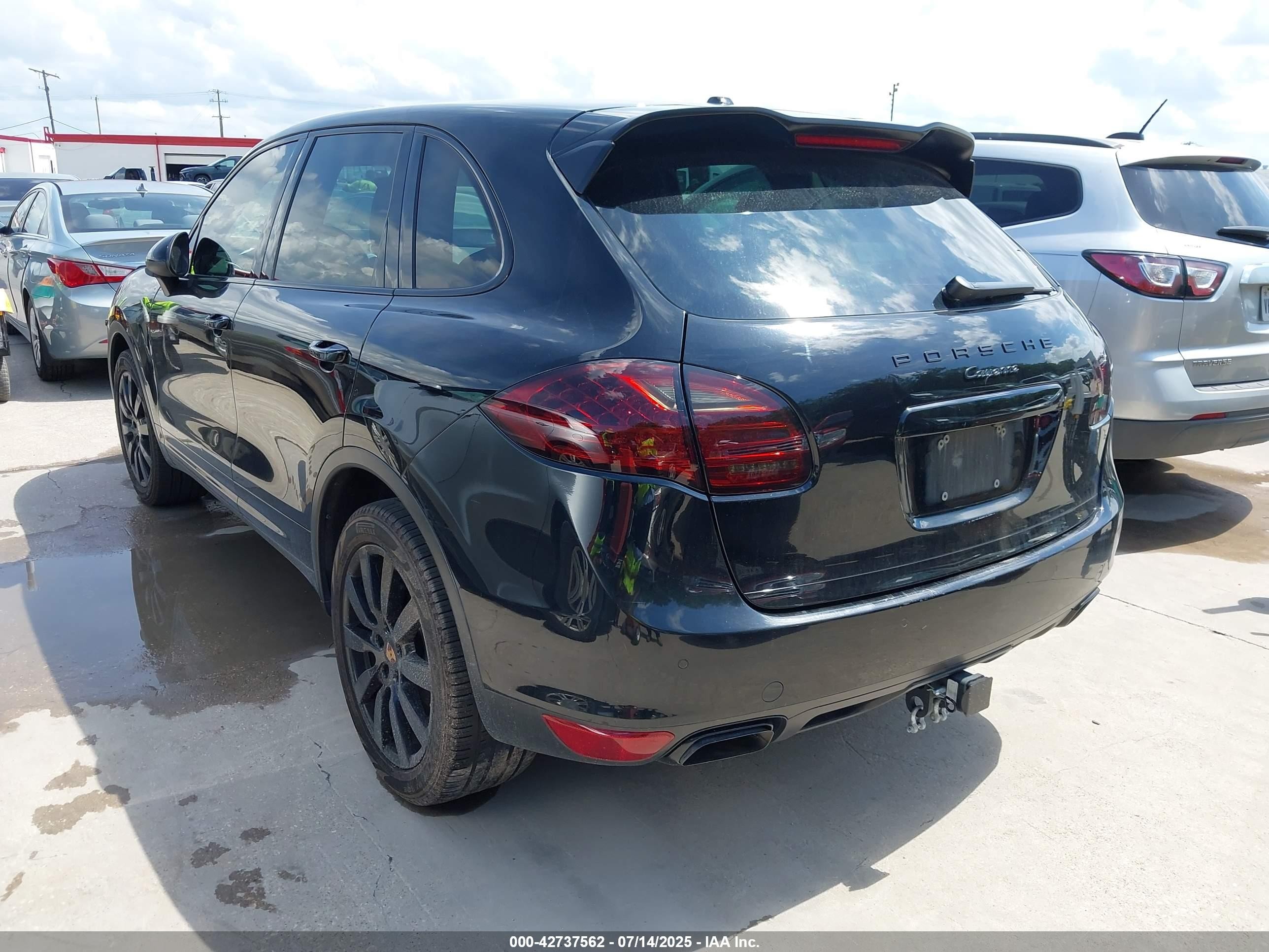 2013 Porsche Cayenne Diesel Black vin: WP1AF2A26DLA37233