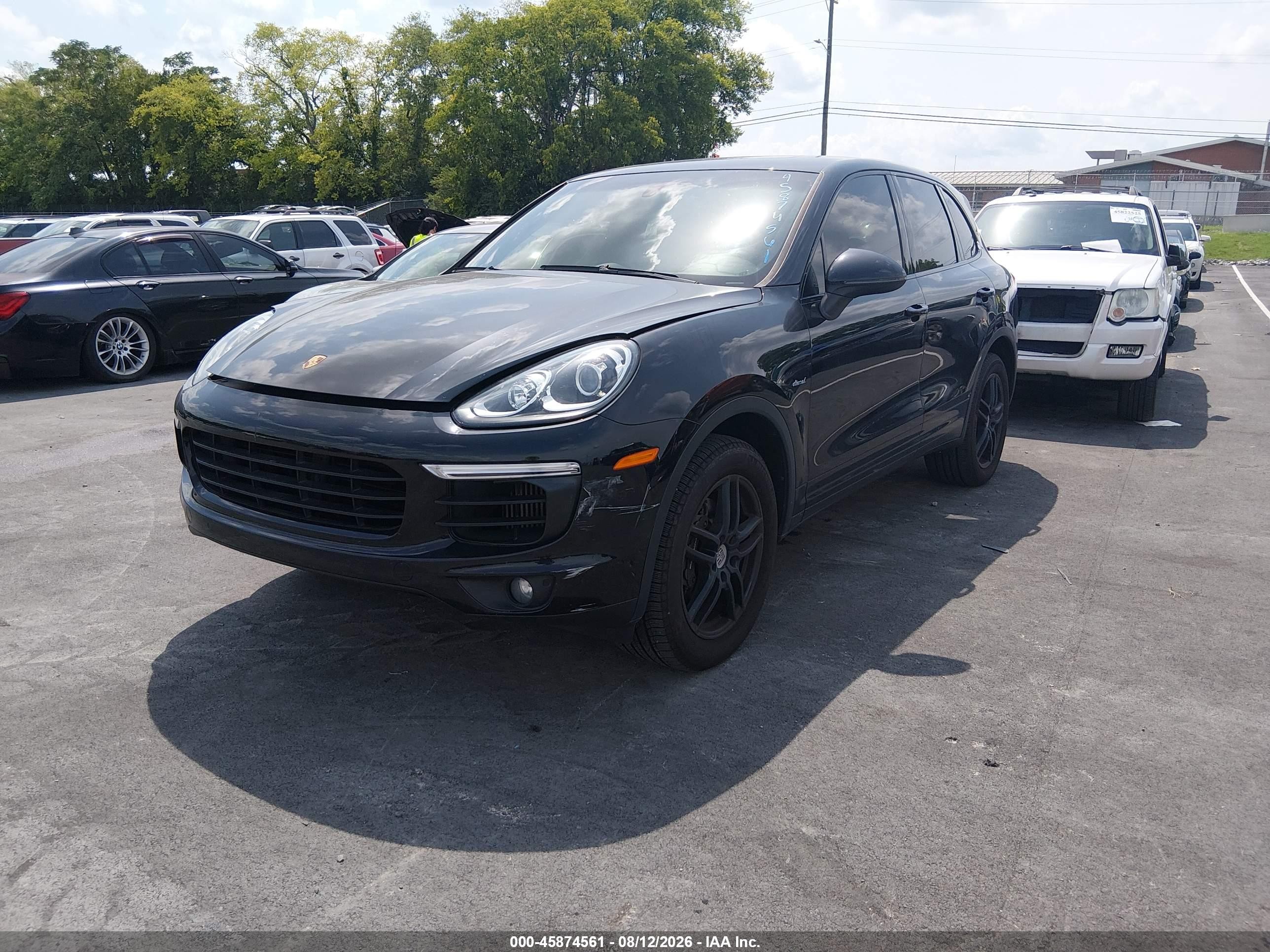 2015 Porsche Cayenne Diesel Black vin: WP1AF2A27FLA30651