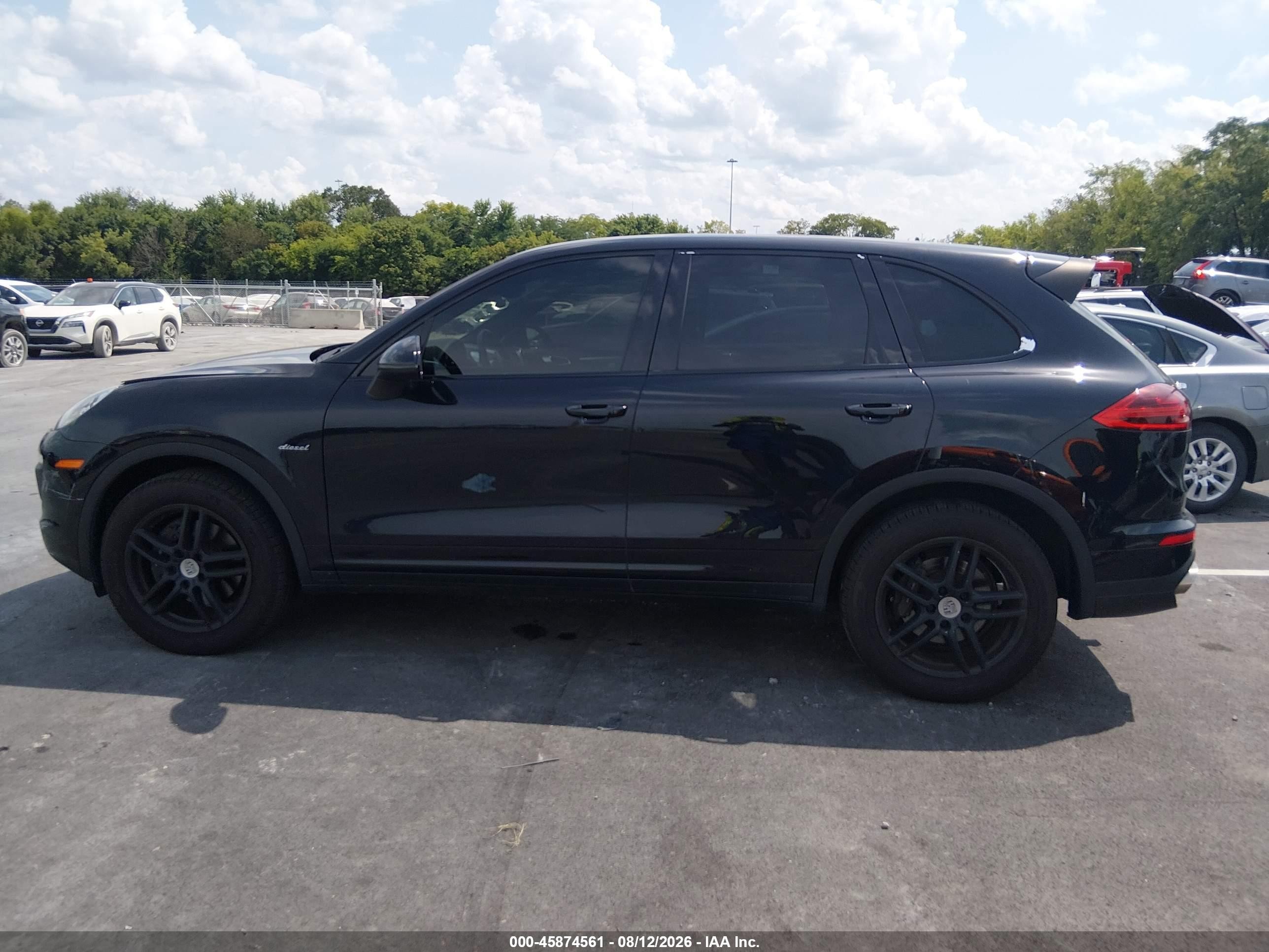 2015 Porsche Cayenne Diesel Black vin: WP1AF2A27FLA30651