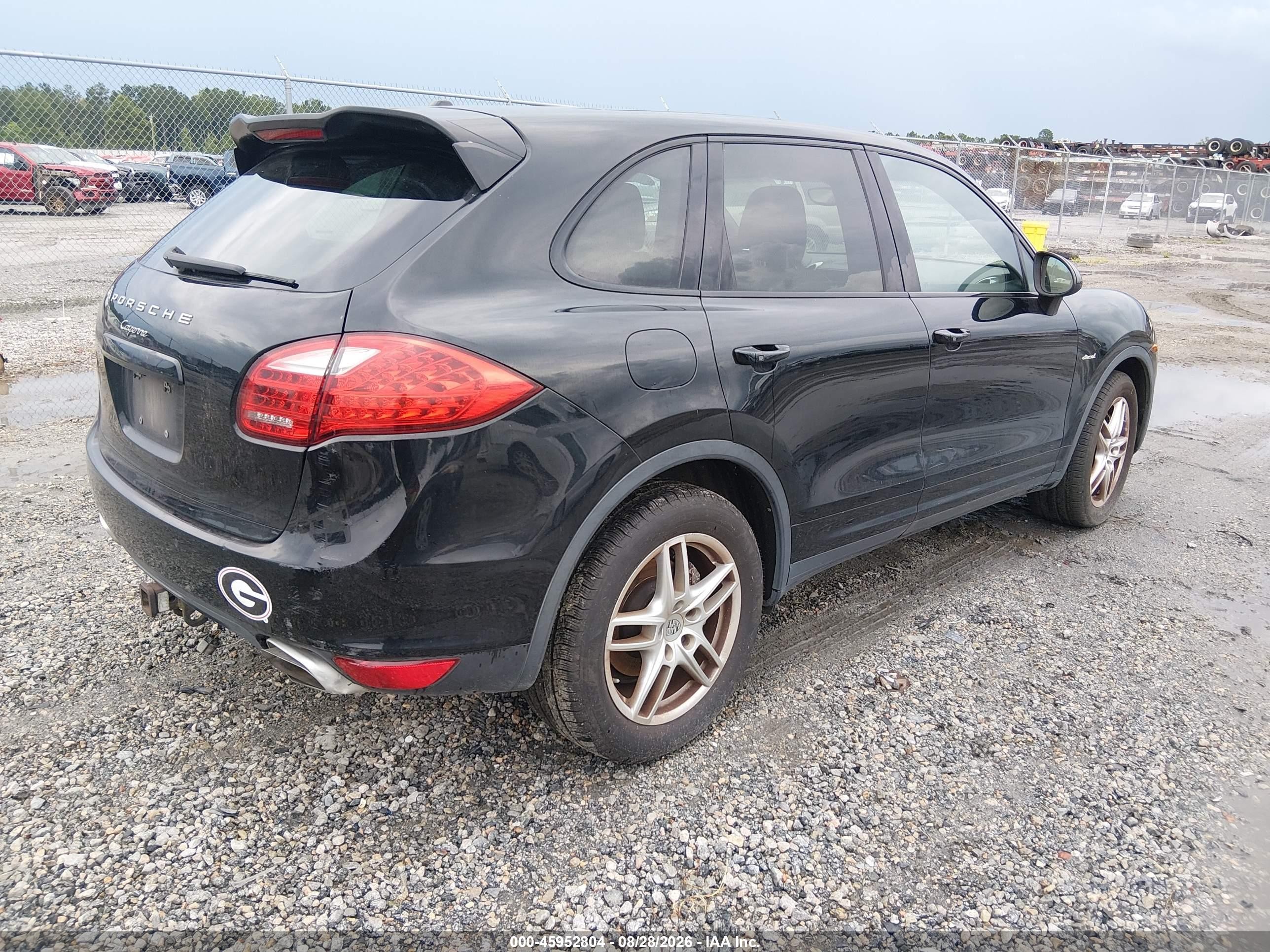 2014 Porsche Cayenne Diesel Black vin: WP1AF2A28ELA32410