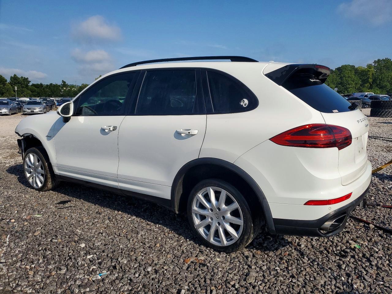 2015 Porsche Cayenne White vin: WP1AF2A28FLA37480