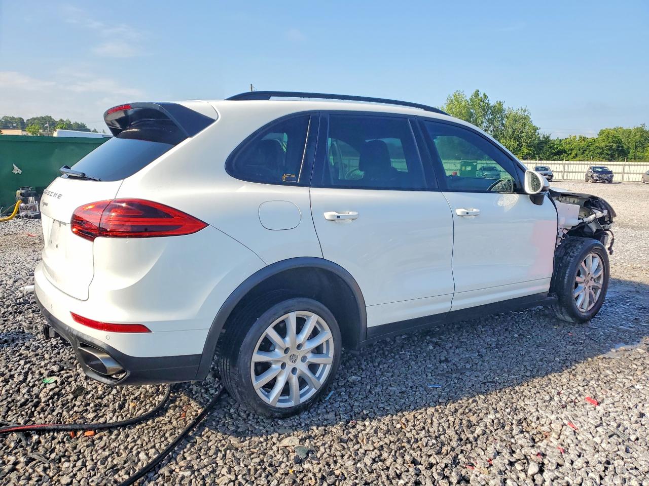 2015 Porsche Cayenne White vin: WP1AF2A28FLA37480