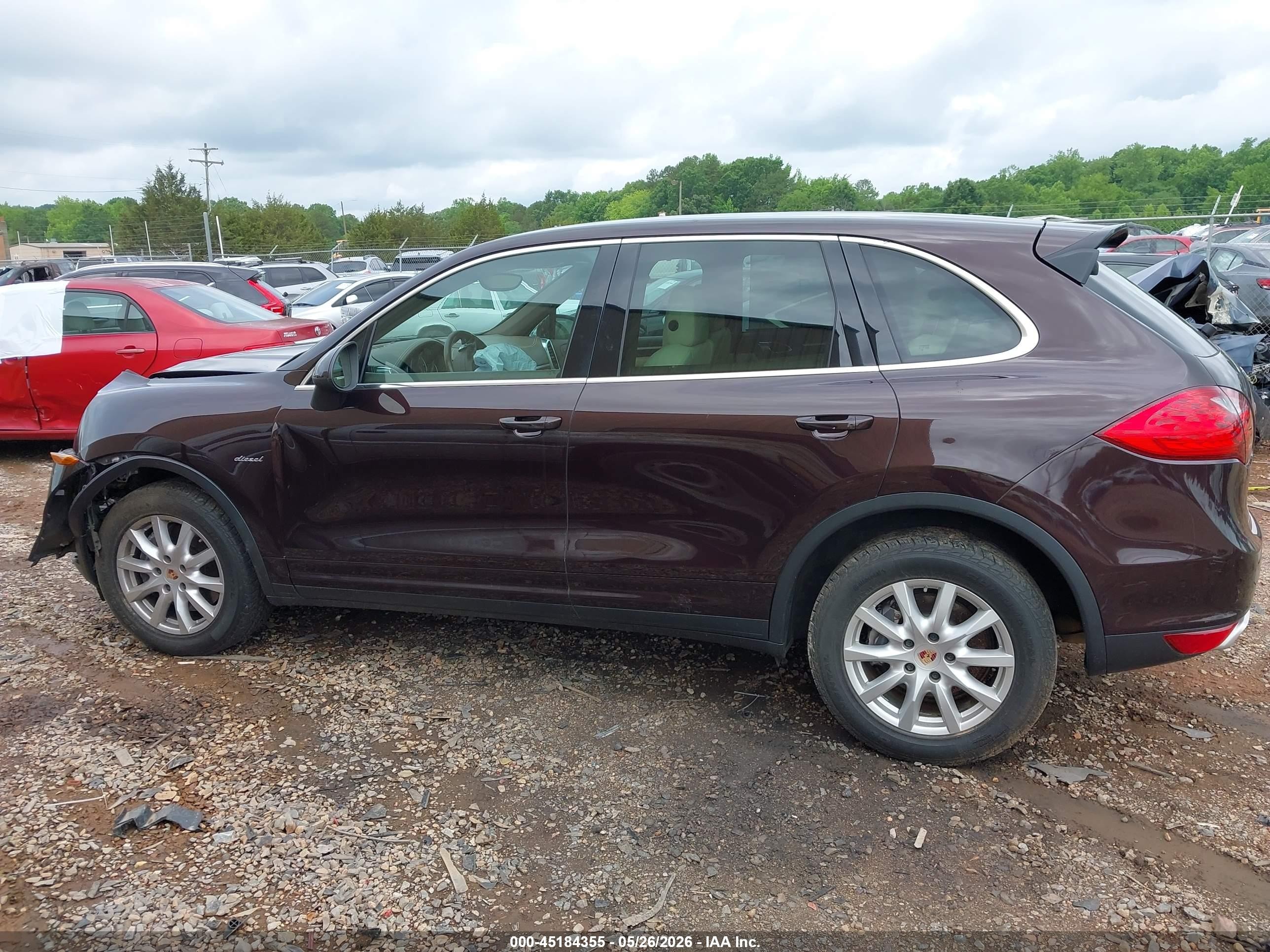 2014 Porsche Cayenne Diesel/diesel Platinum Edition Brown vin: WP1AF2A29ELA32528