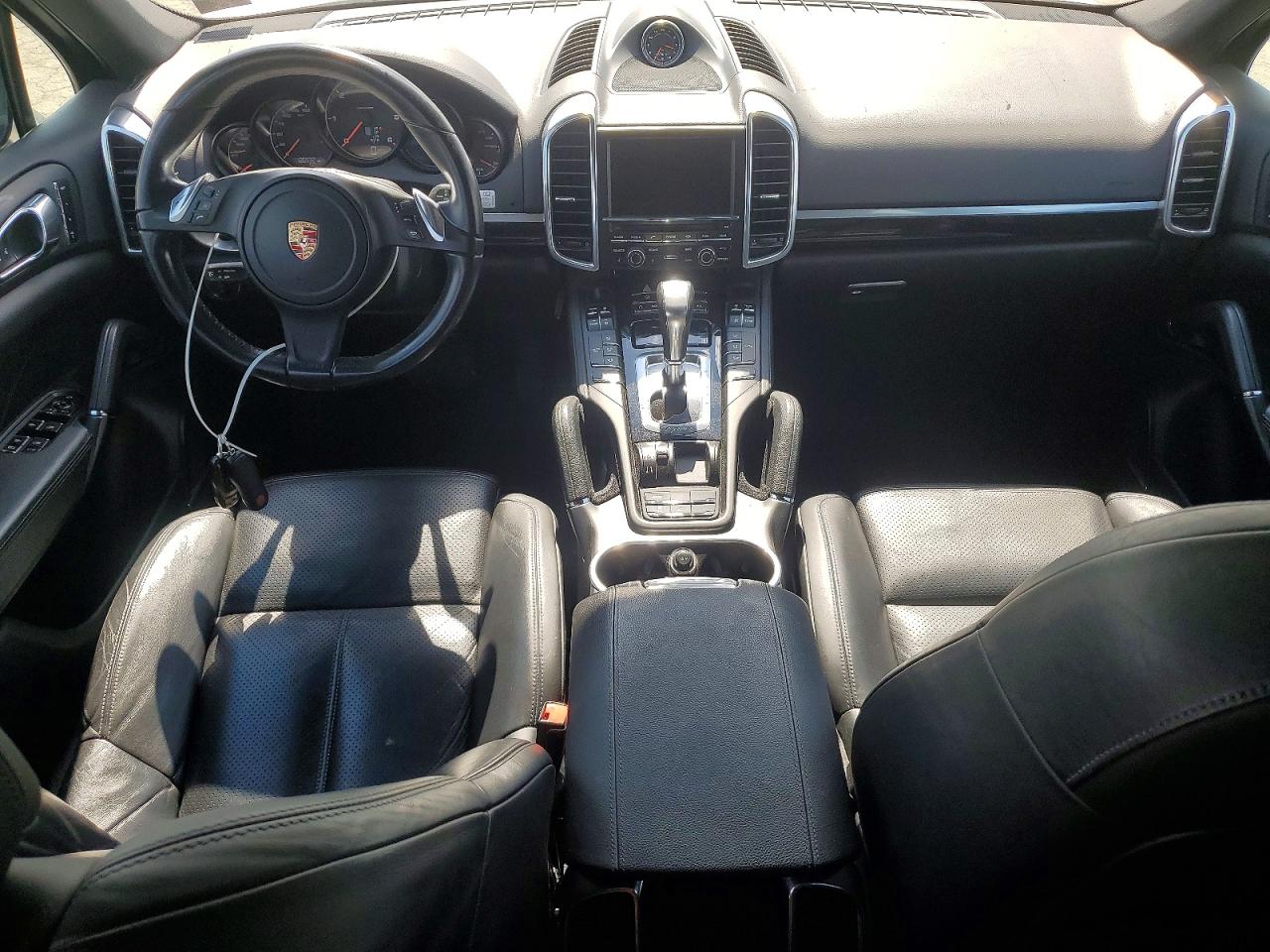 2013 Porsche Cayenne Silver vin: WP1AF2A2XDLA39924