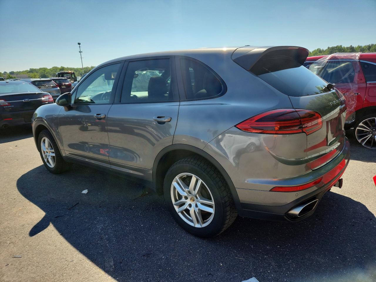 2015 Porsche Cayenne Gray vin: WP1AF2A2XFLA35195