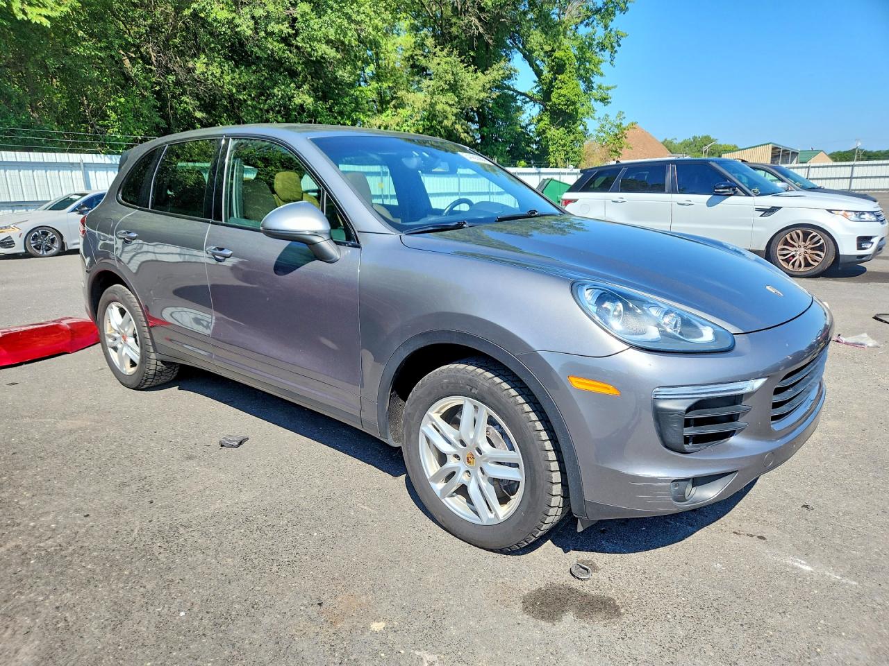 2015 Porsche Cayenne Gray vin: WP1AF2A2XFLA35195