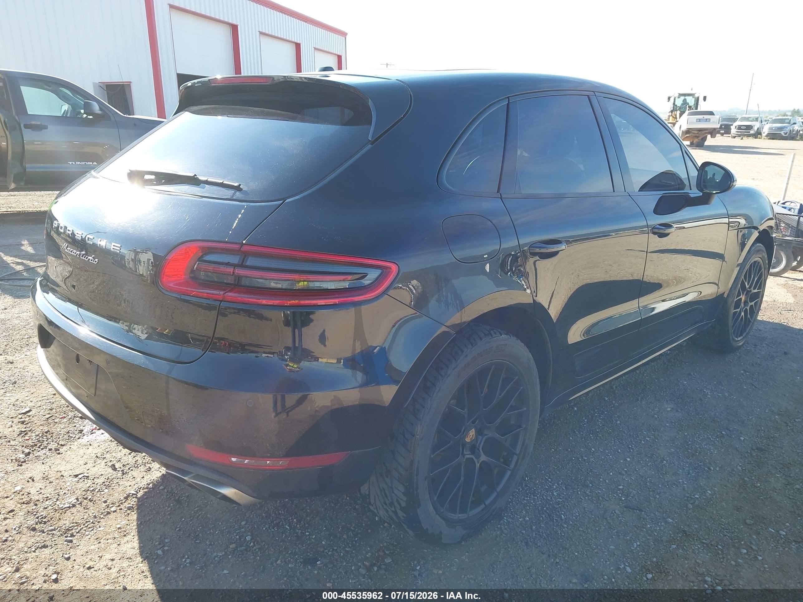 2015 Porsche Macan Turbo Black vin: WP1AF2A52FLB98367