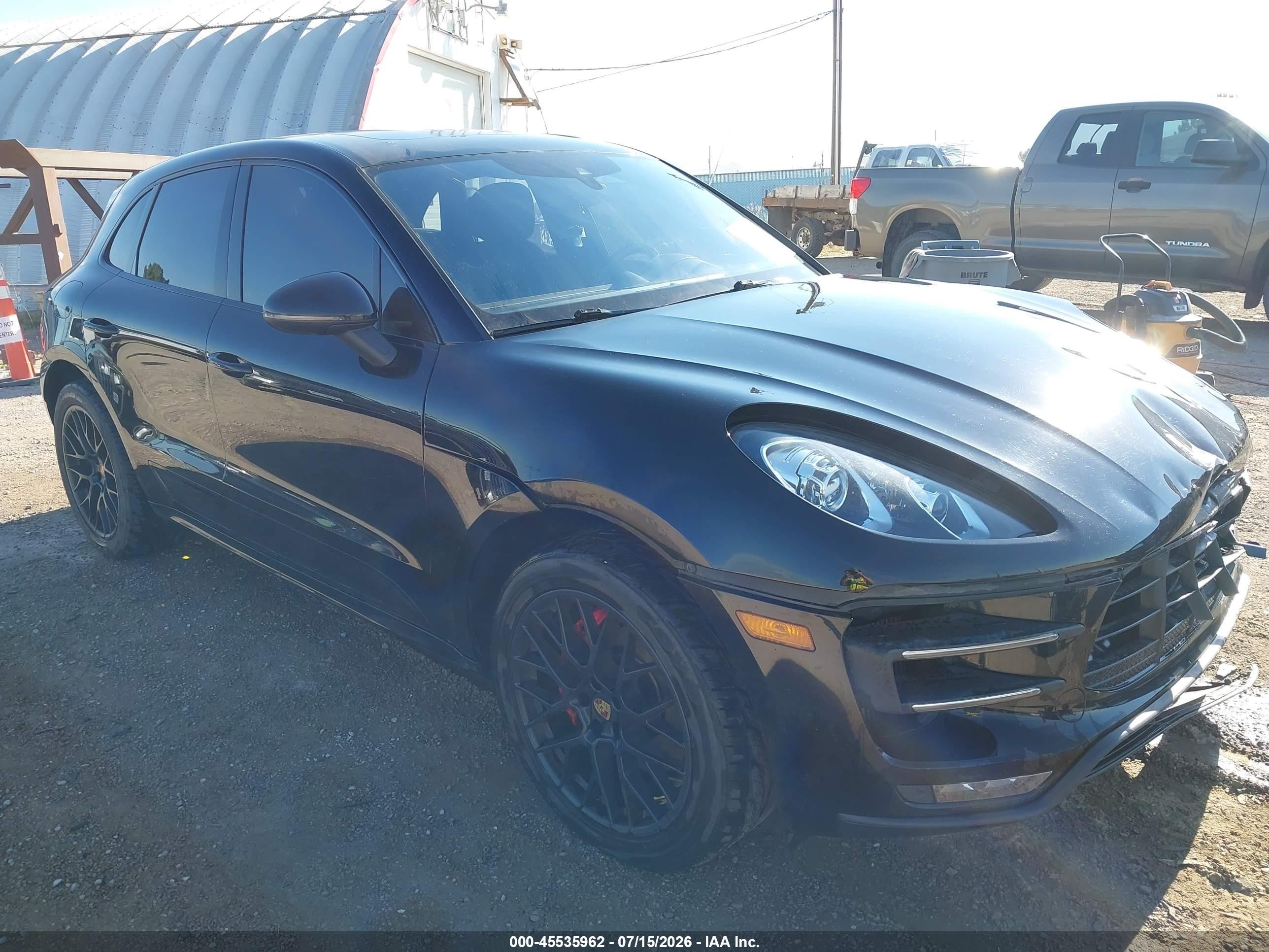 2015 Porsche Macan Turbo Black vin: WP1AF2A52FLB98367