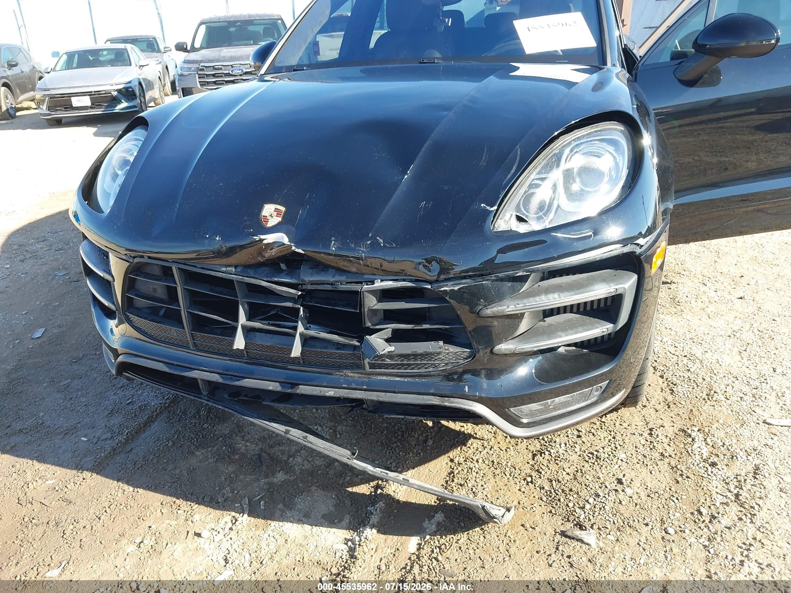 2015 Porsche Macan Turbo Black vin: WP1AF2A52FLB98367