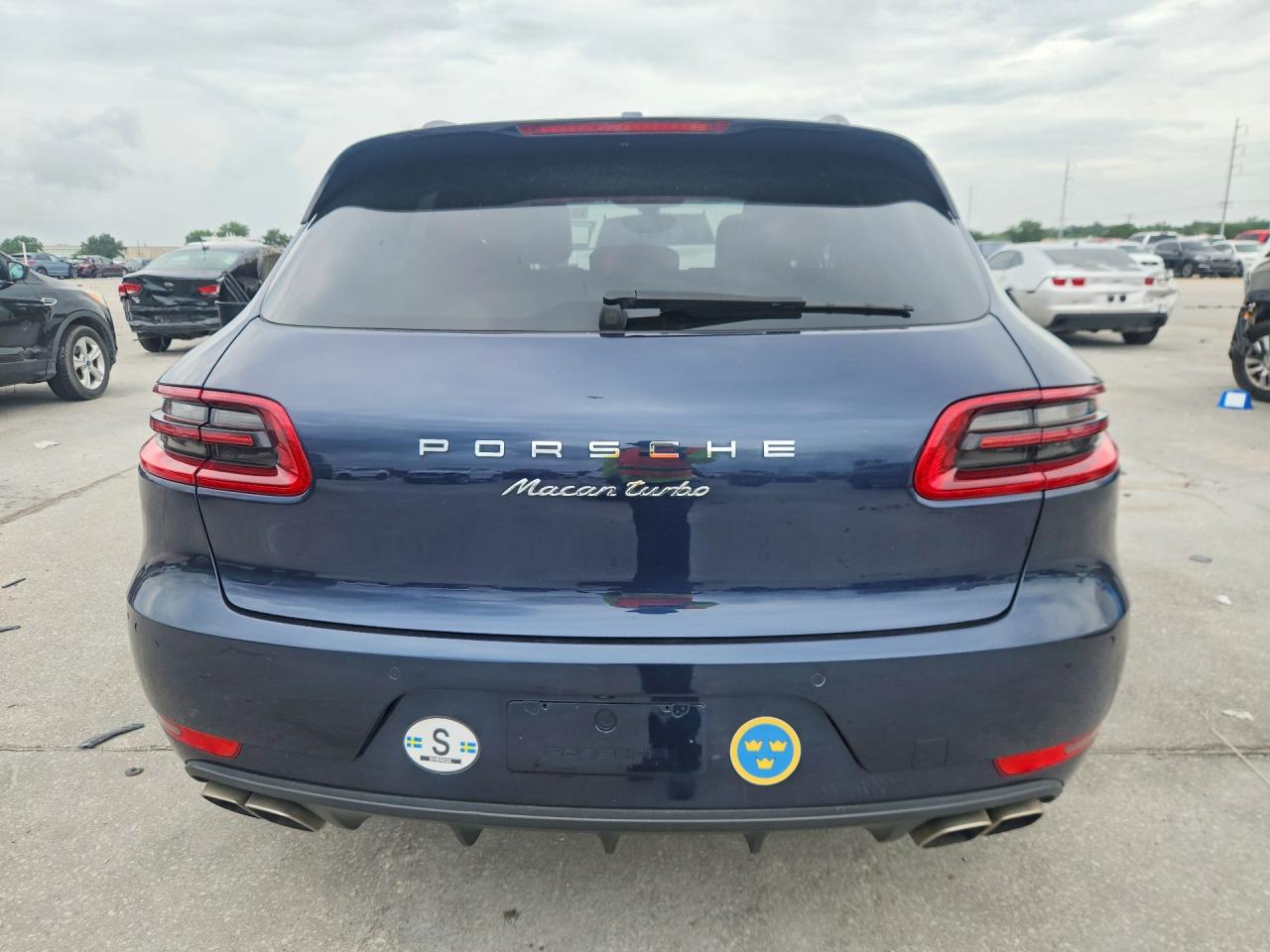 2015 Porsche Macan Turbo Blue vin: WP1AF2A54FLB94059