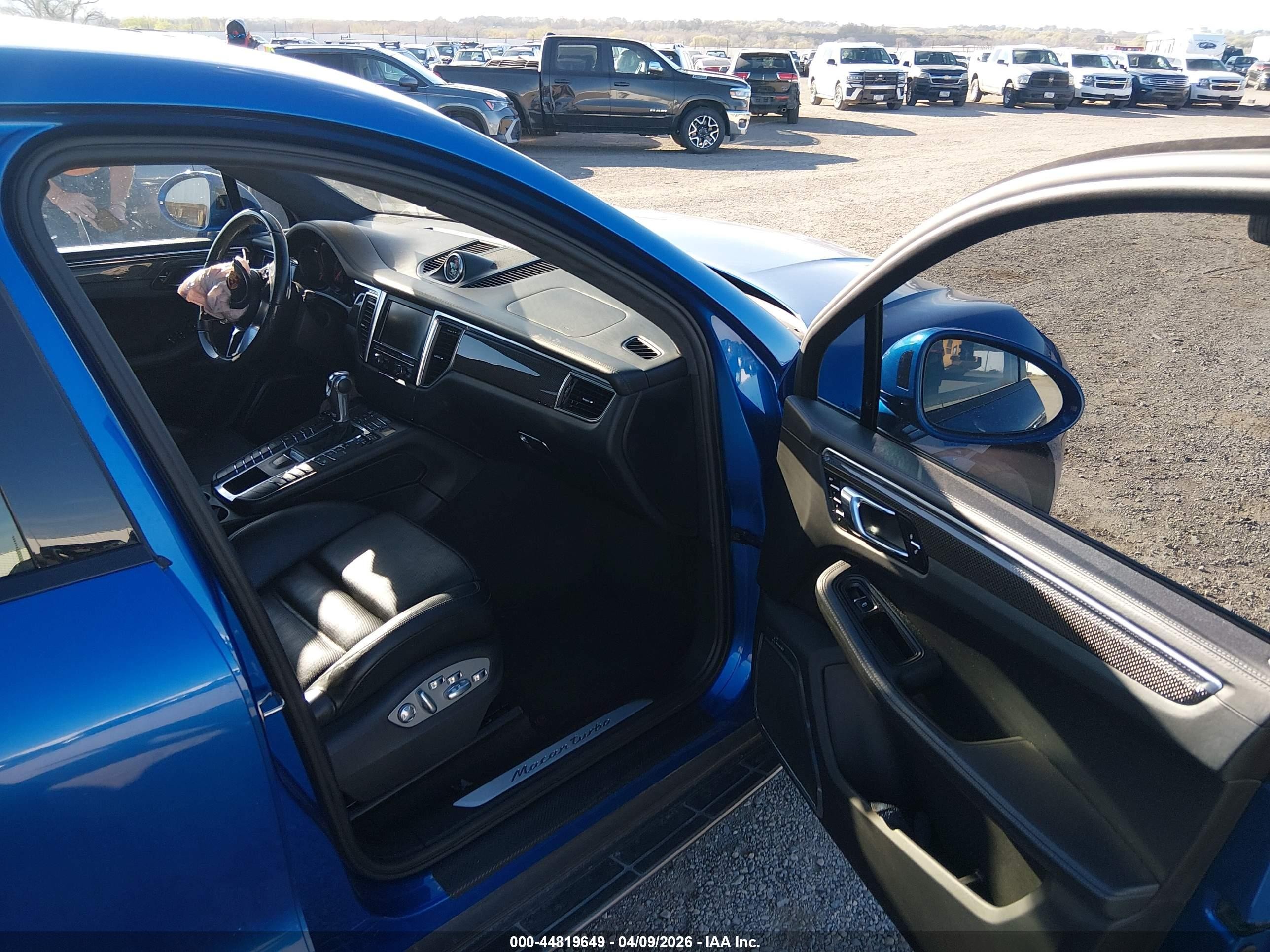 2015 Porsche Macan Turbo Blue vin: WP1AF2A56FLB96749