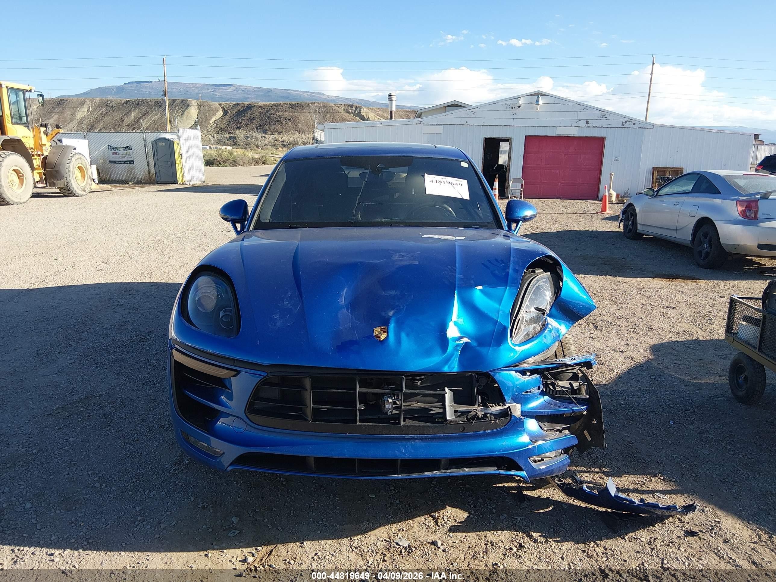 2015 Porsche Macan Turbo Blue vin: WP1AF2A56FLB96749