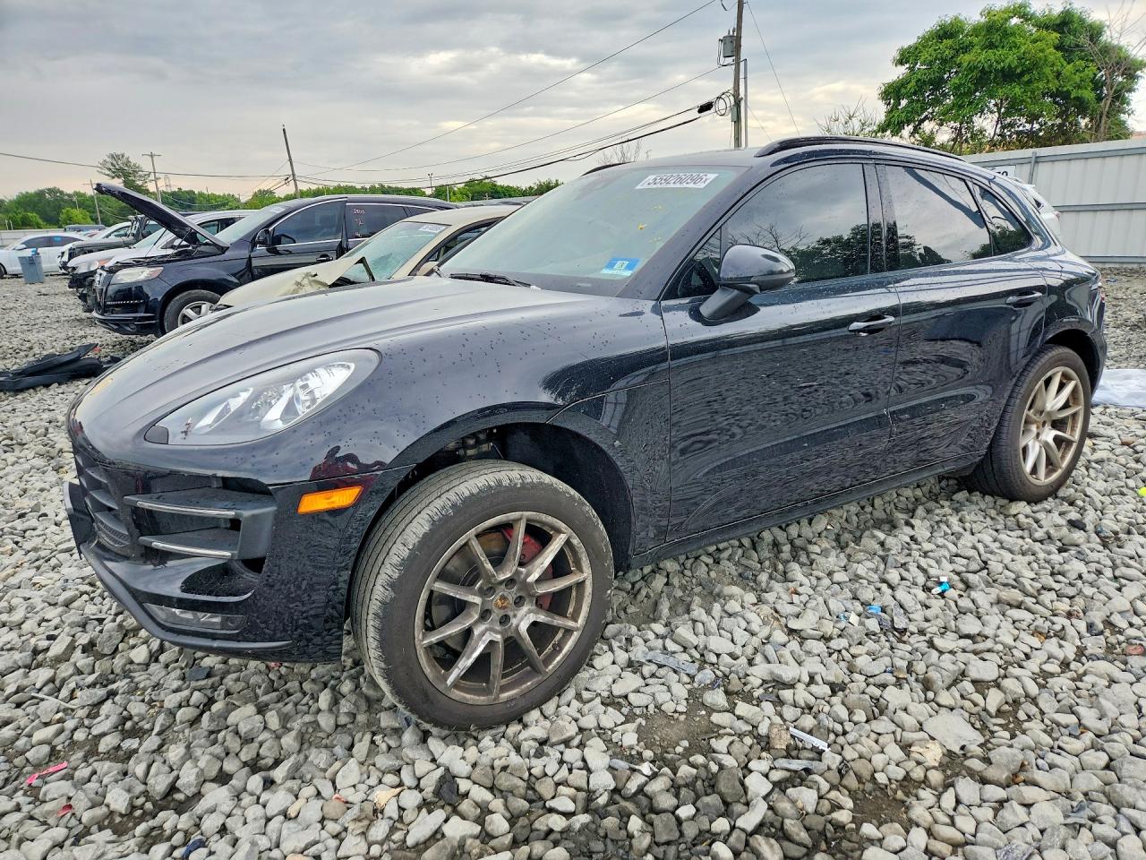 2015 Porsche Macan Turbo Black vin: WP1AF2A58FLB98180