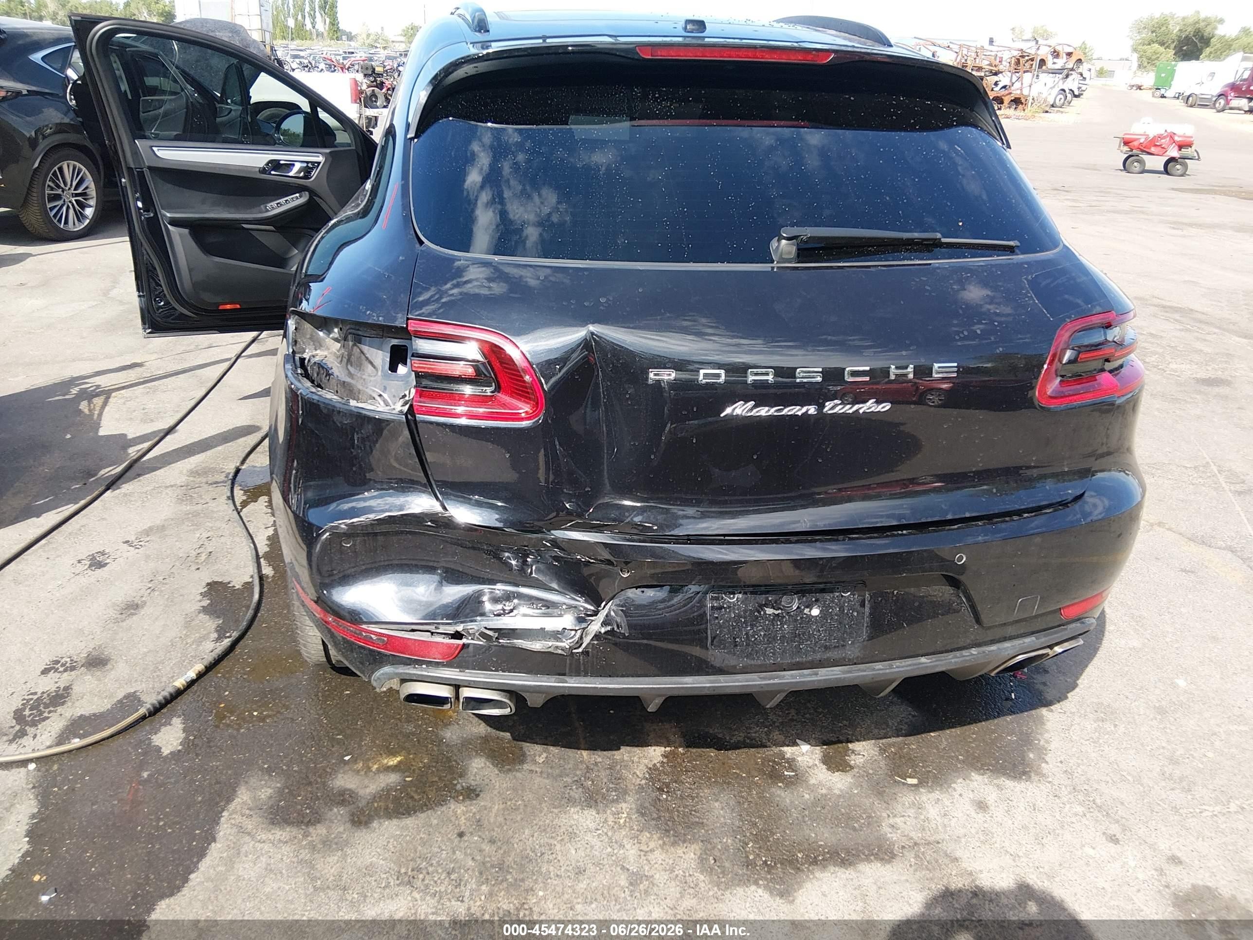2015 Porsche Macan Turbo Black vin: WP1AF2A5XFLB90193