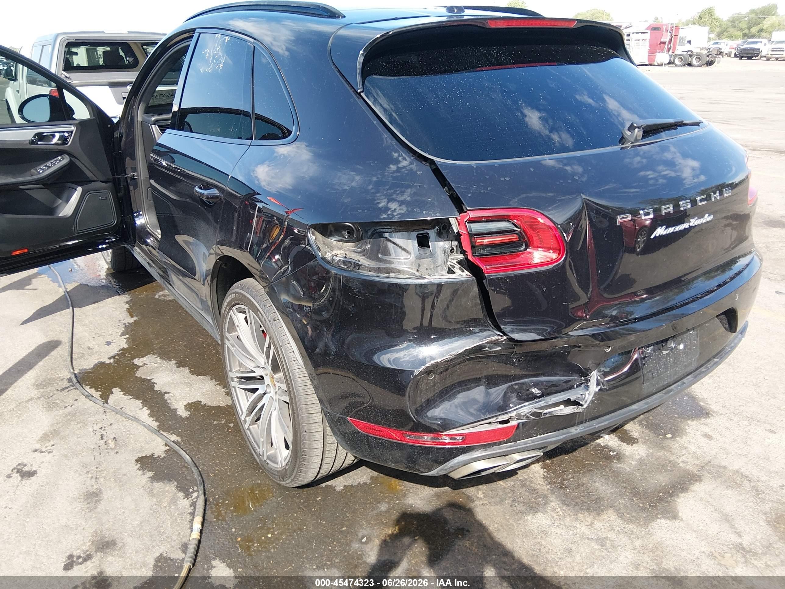 2015 Porsche Macan Turbo Black vin: WP1AF2A5XFLB90193