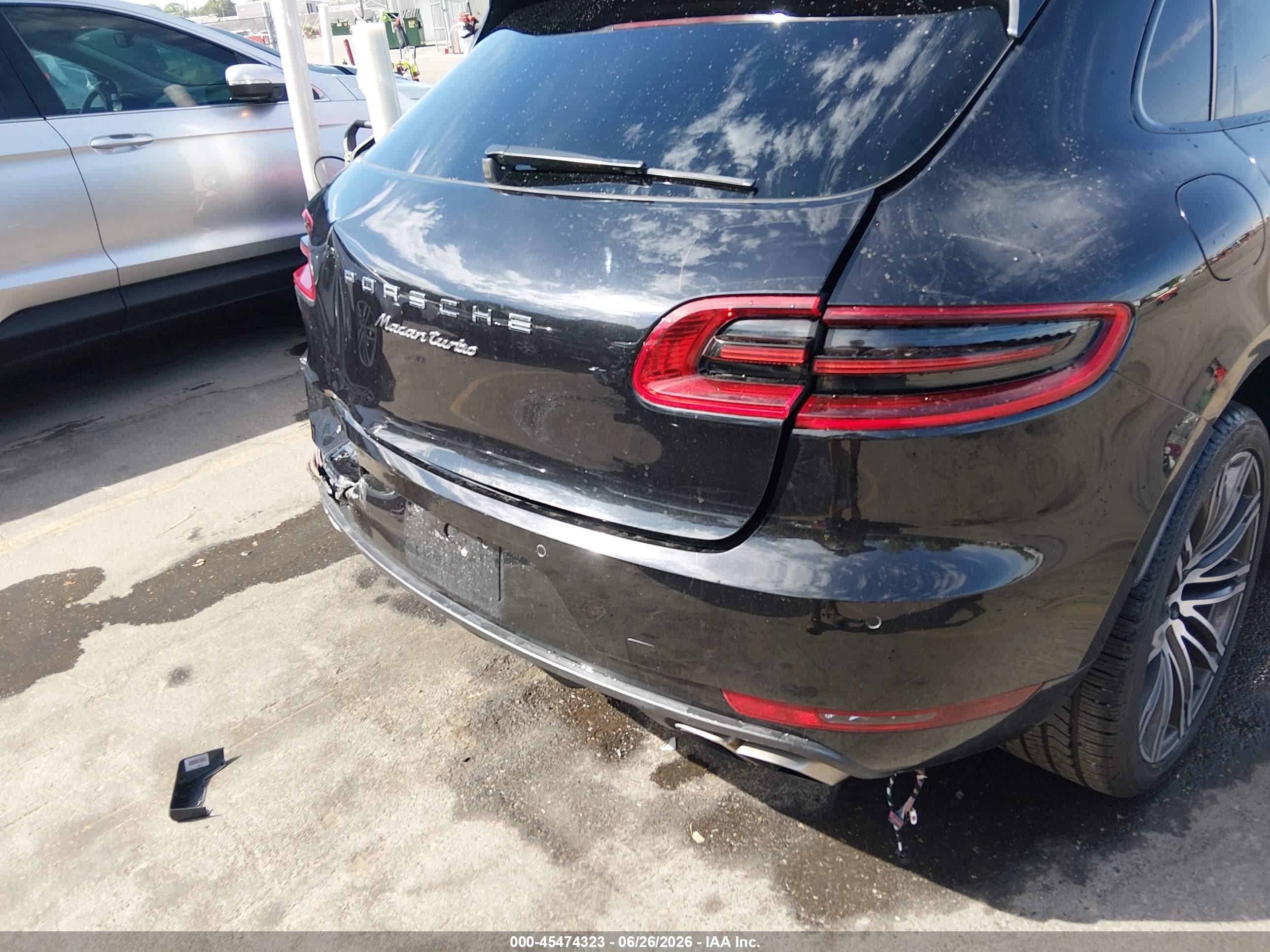 2015 Porsche Macan Turbo Black vin: WP1AF2A5XFLB90193