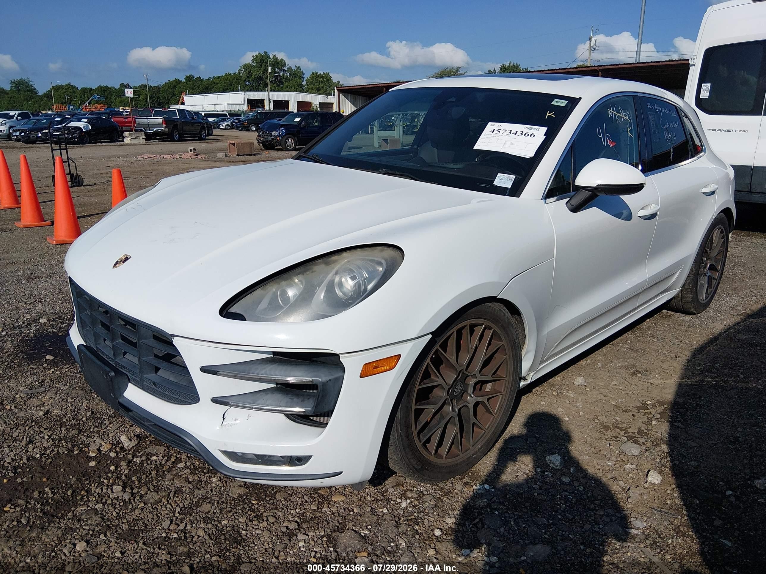 2015 Porsche Macan Turbo White vin: WP1AF2A5XFLB90839