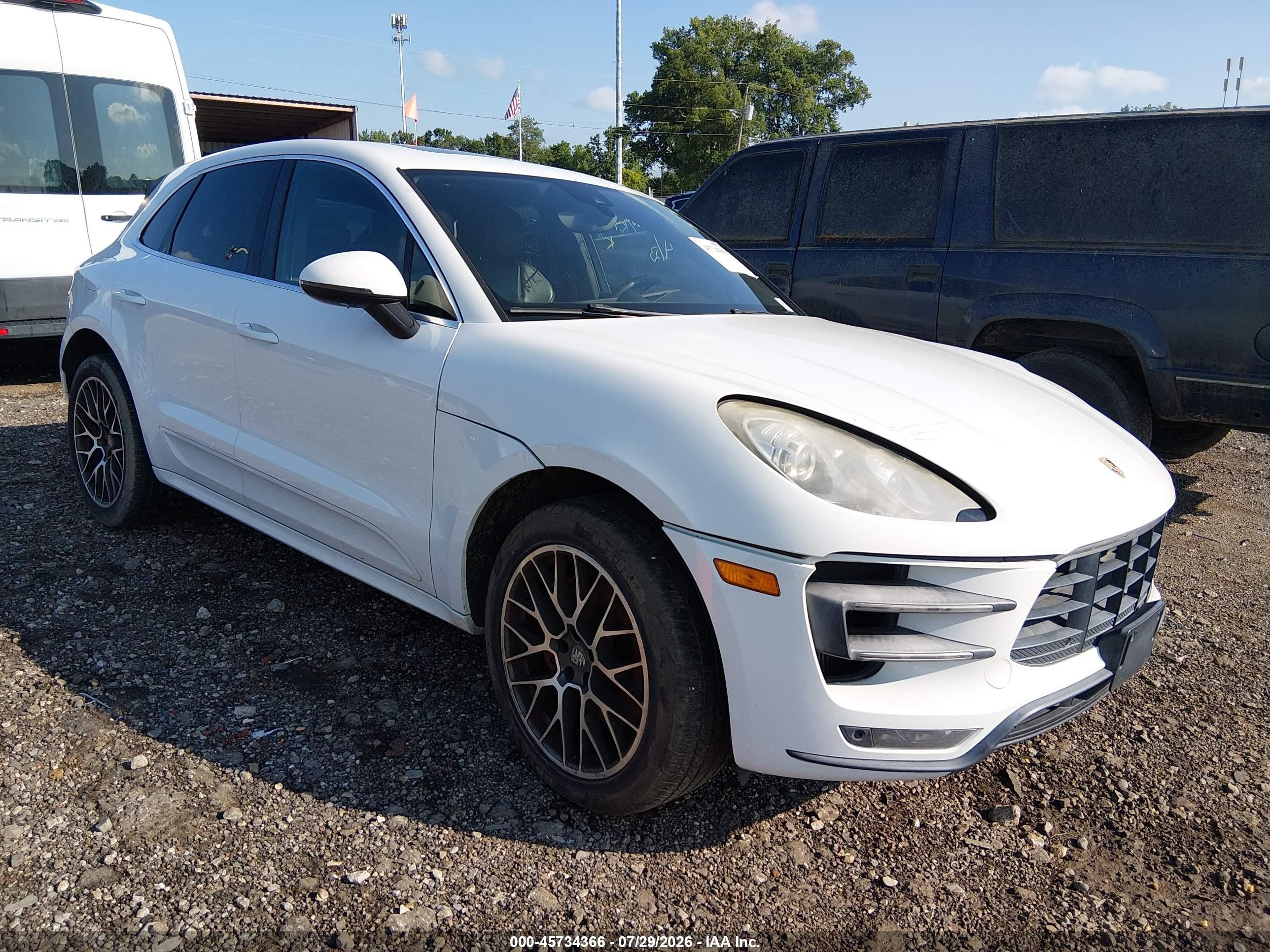 2015 Porsche Macan Turbo White vin: WP1AF2A5XFLB90839