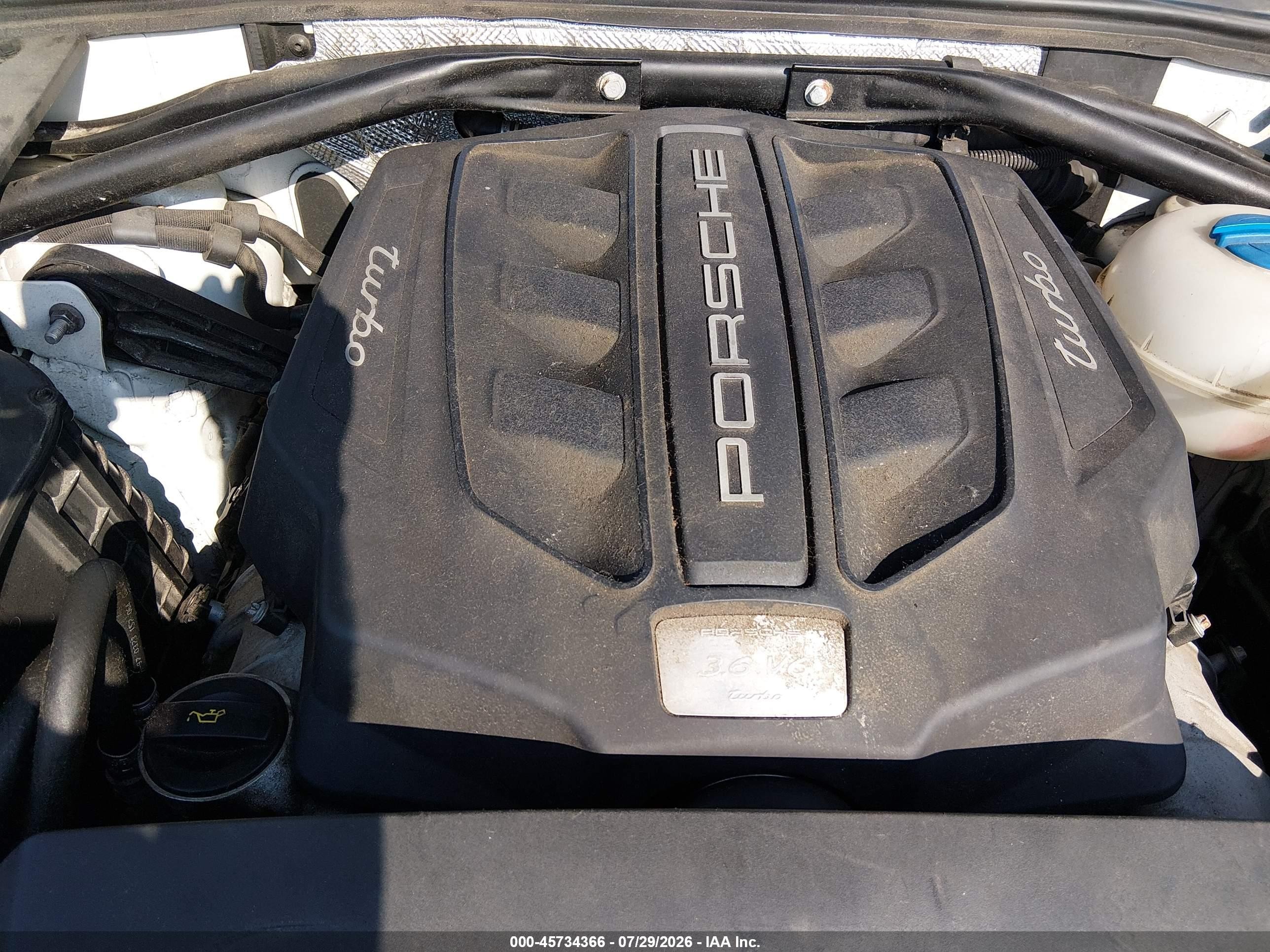 2015 Porsche Macan Turbo White vin: WP1AF2A5XFLB90839