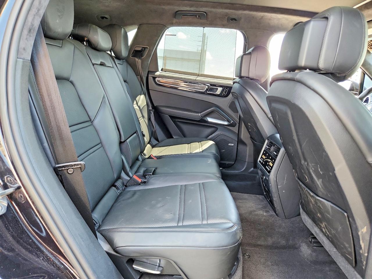 2019 Porsche Cayenne Turbo Black vin: WP1AF2AY5KDA81543
