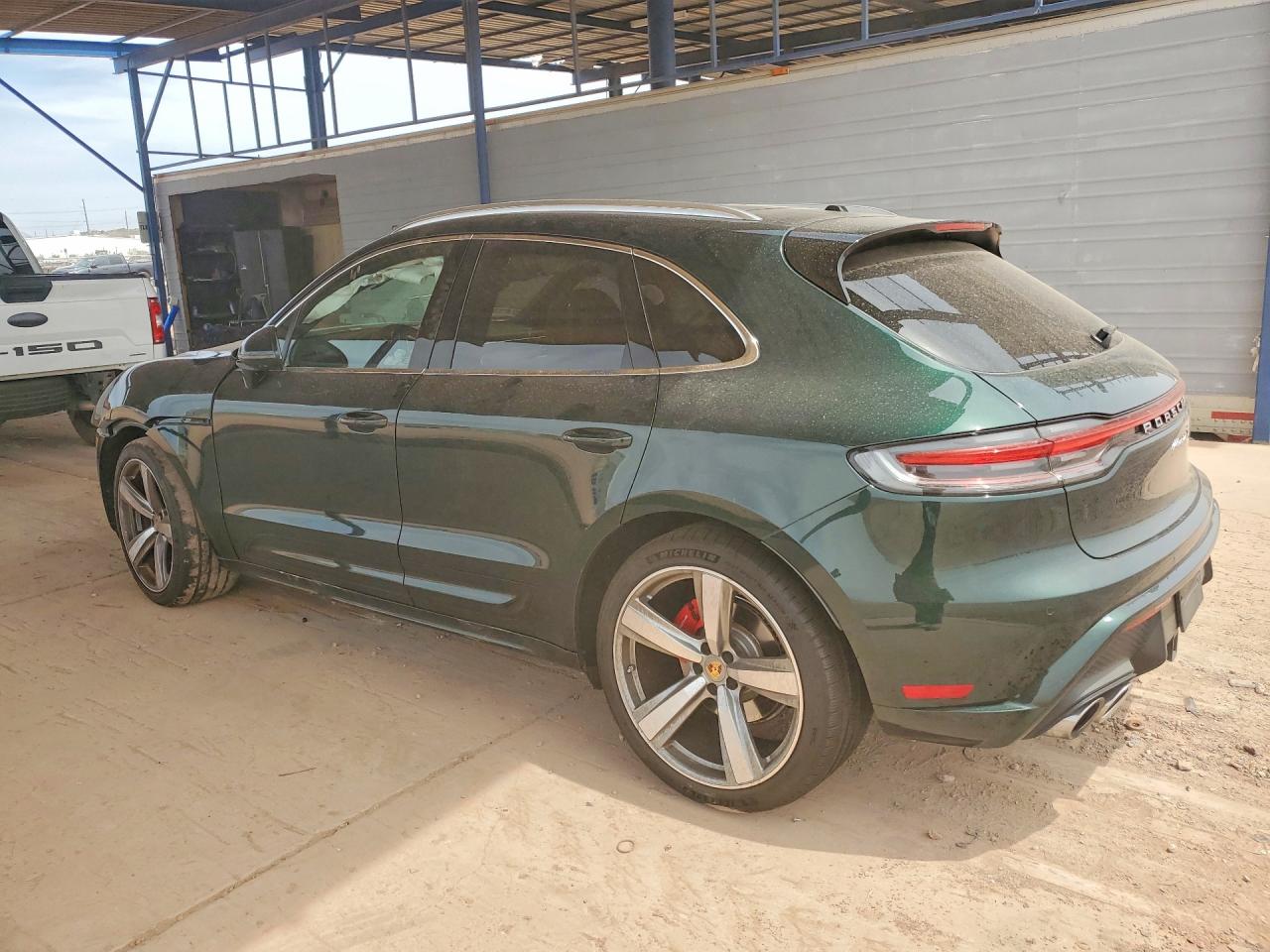 2023 Porsche Macan S Green vin: WP1AG2A59PLB40237