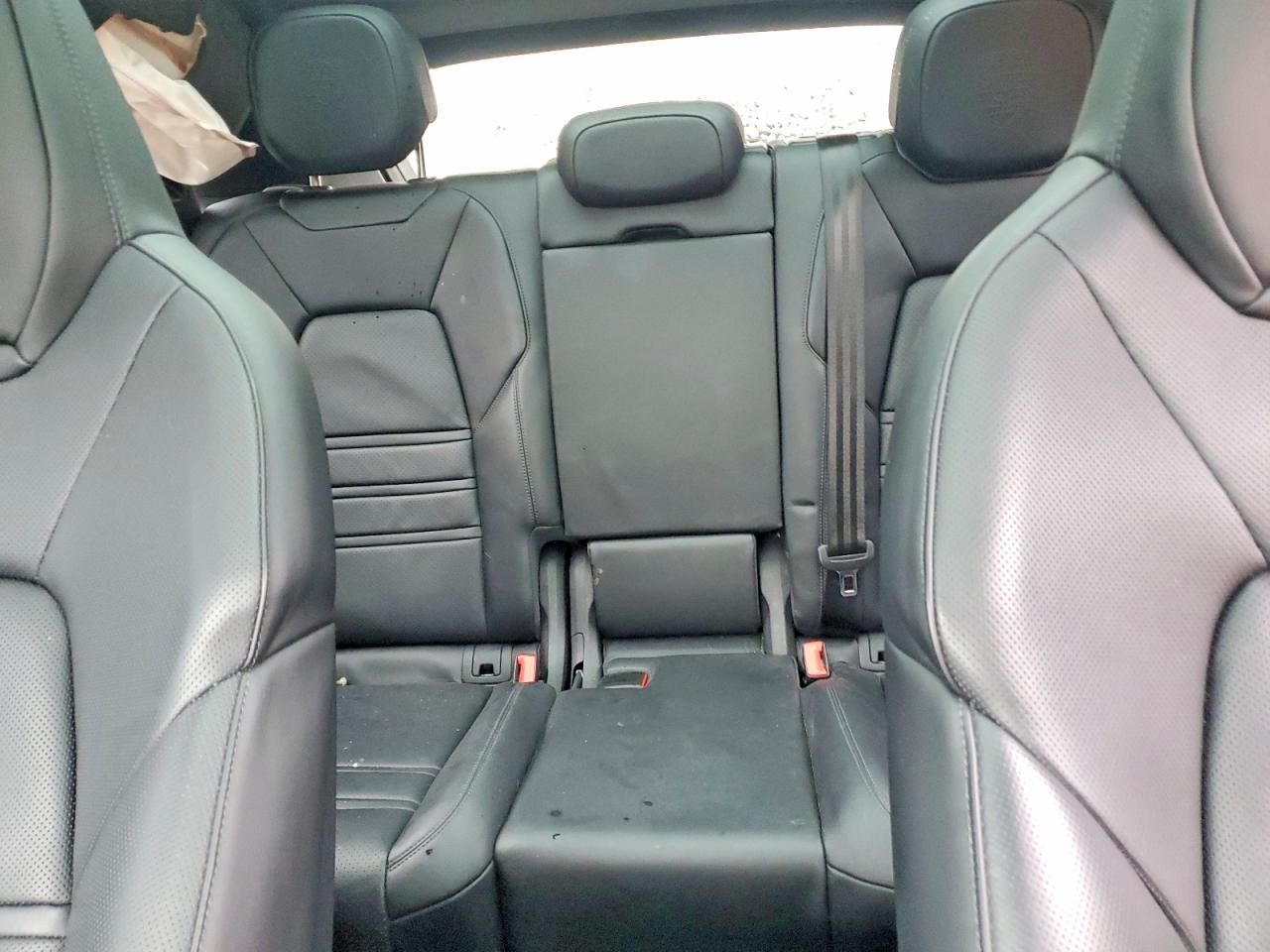 2023 Porsche Cayenne Turbo S E-hybrid Black vin: WP1AH2AYXPDA22067