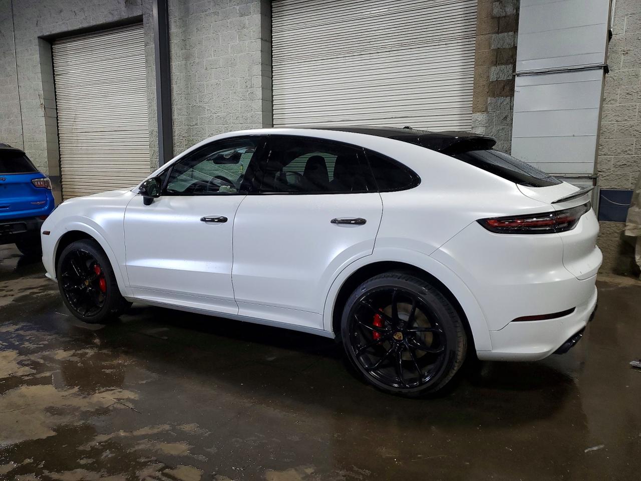 2021 Porsche Cayenne Coupe Белый vin: WP1BA2AY1MDA41756